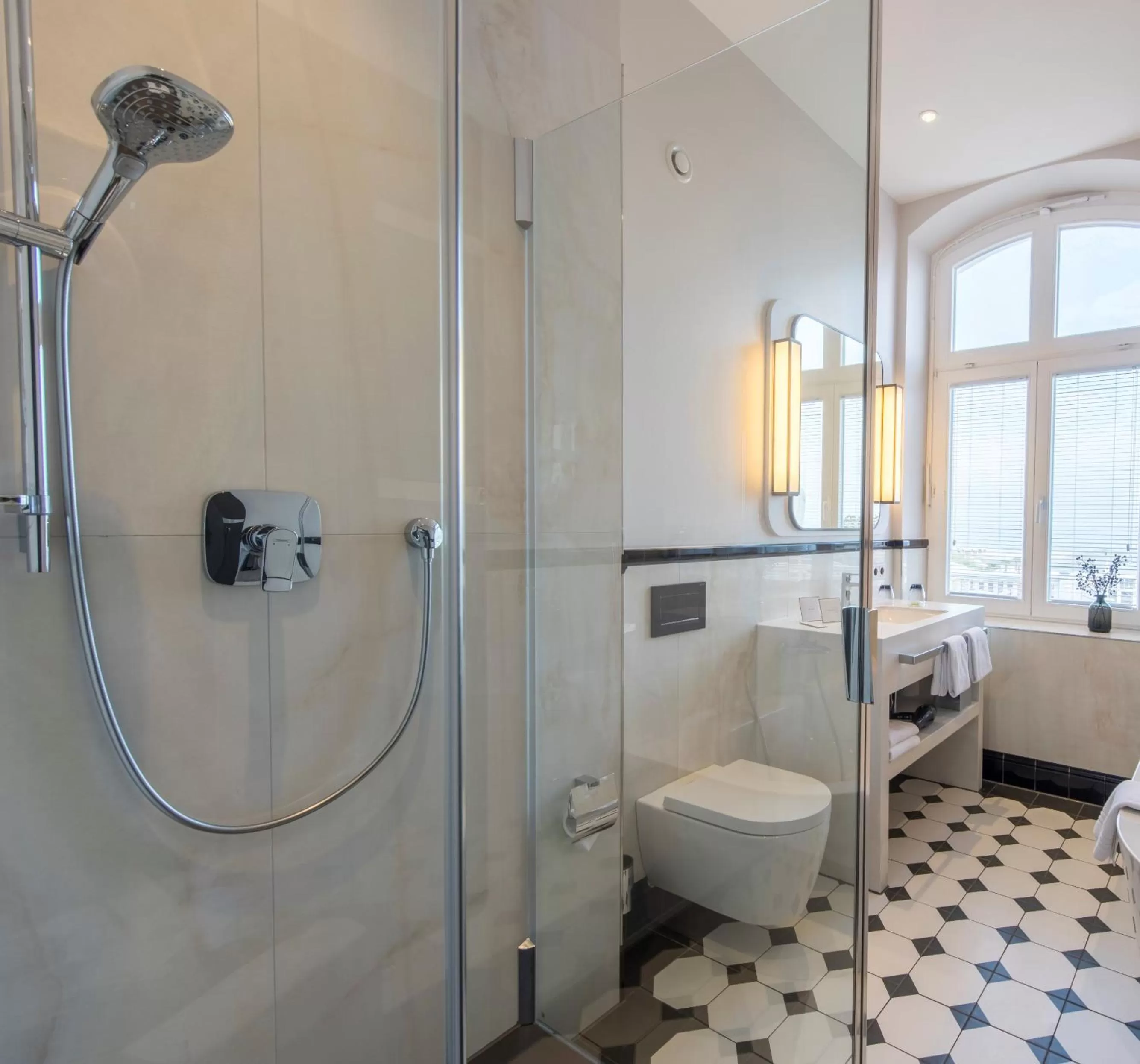 Bathroom in Hotel Am Leuchtturm