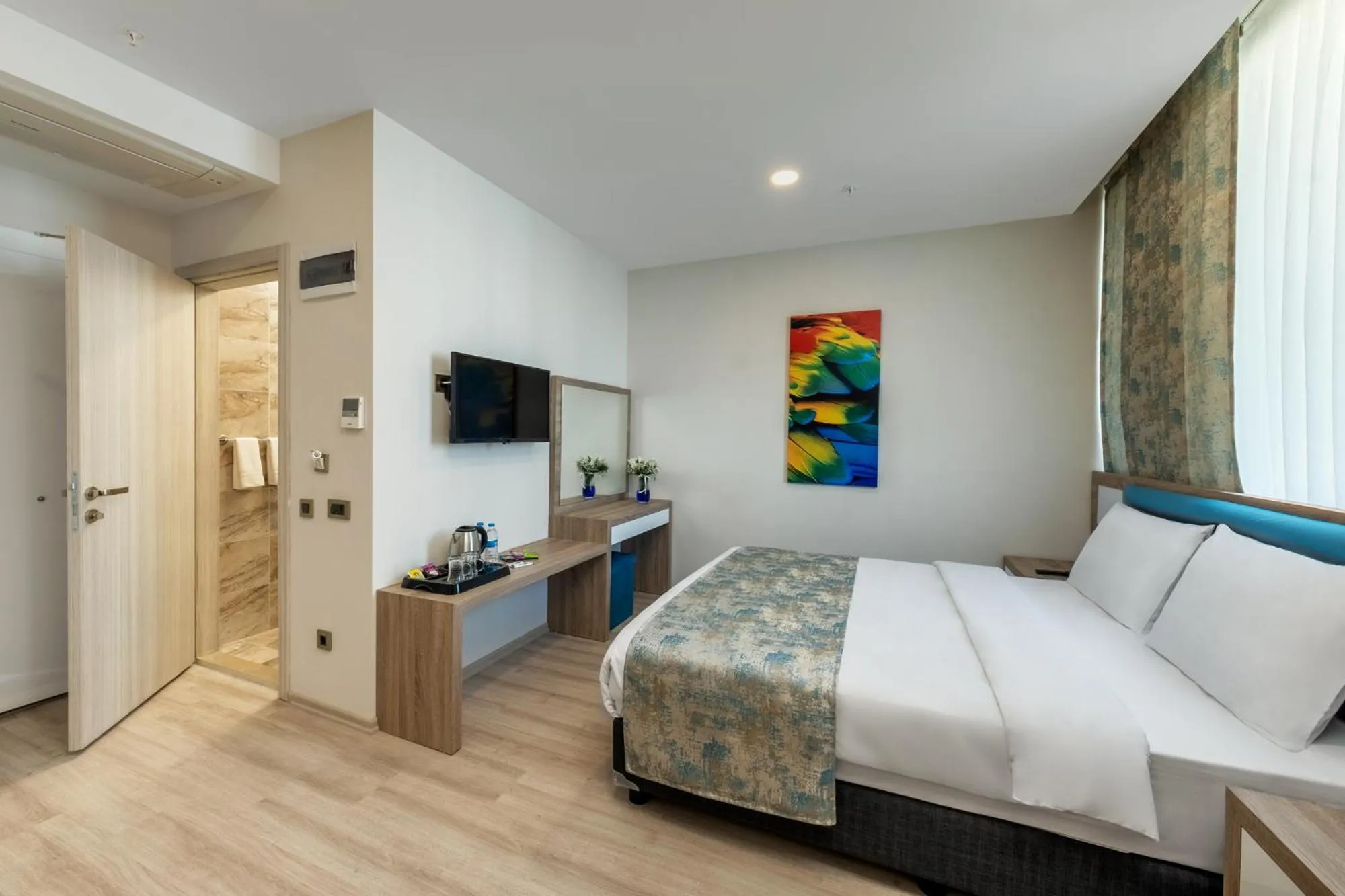 TV and multimedia, Bed in Anelli Hotel