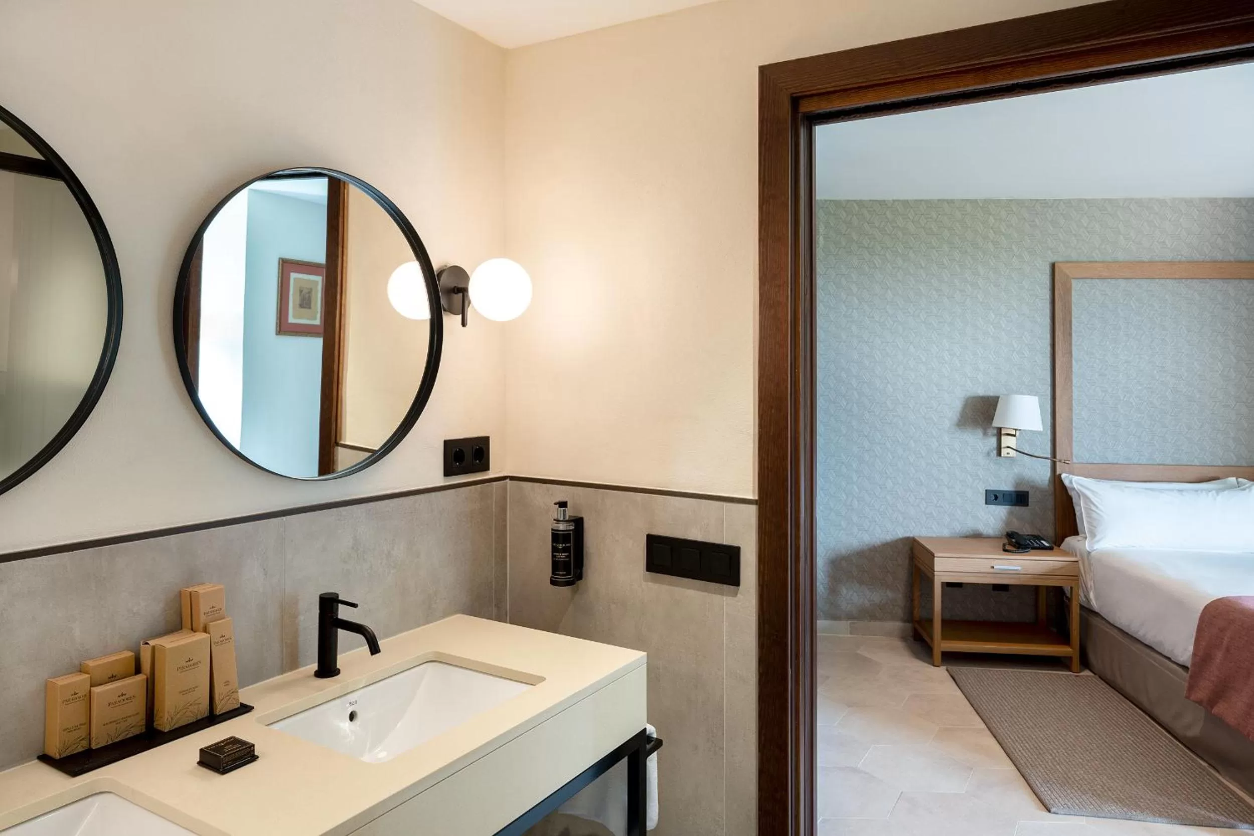 Photo of the whole room, Bed in Parador de Ciudad Rodrigo