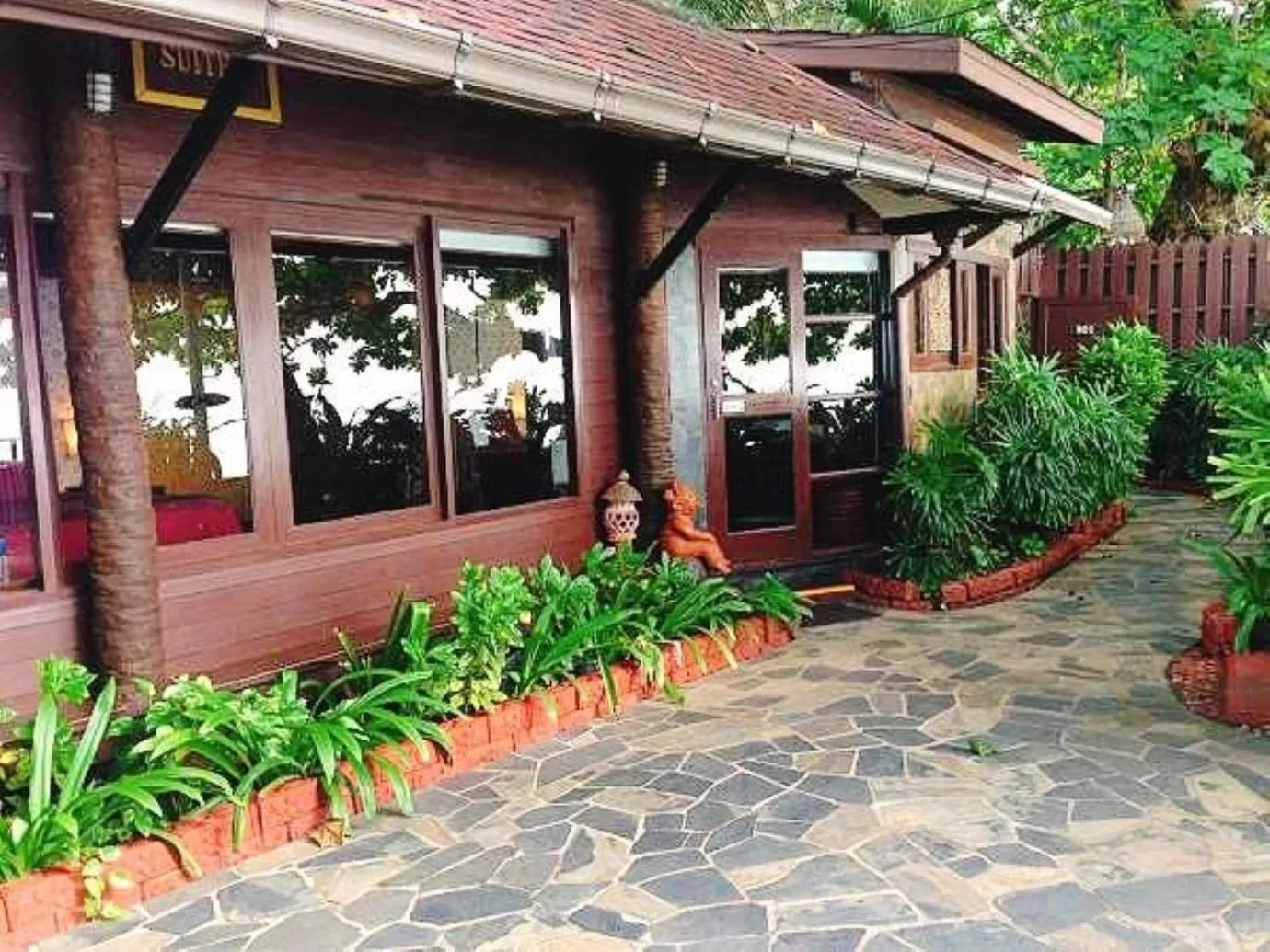 Property building in Birds and Bees Resort