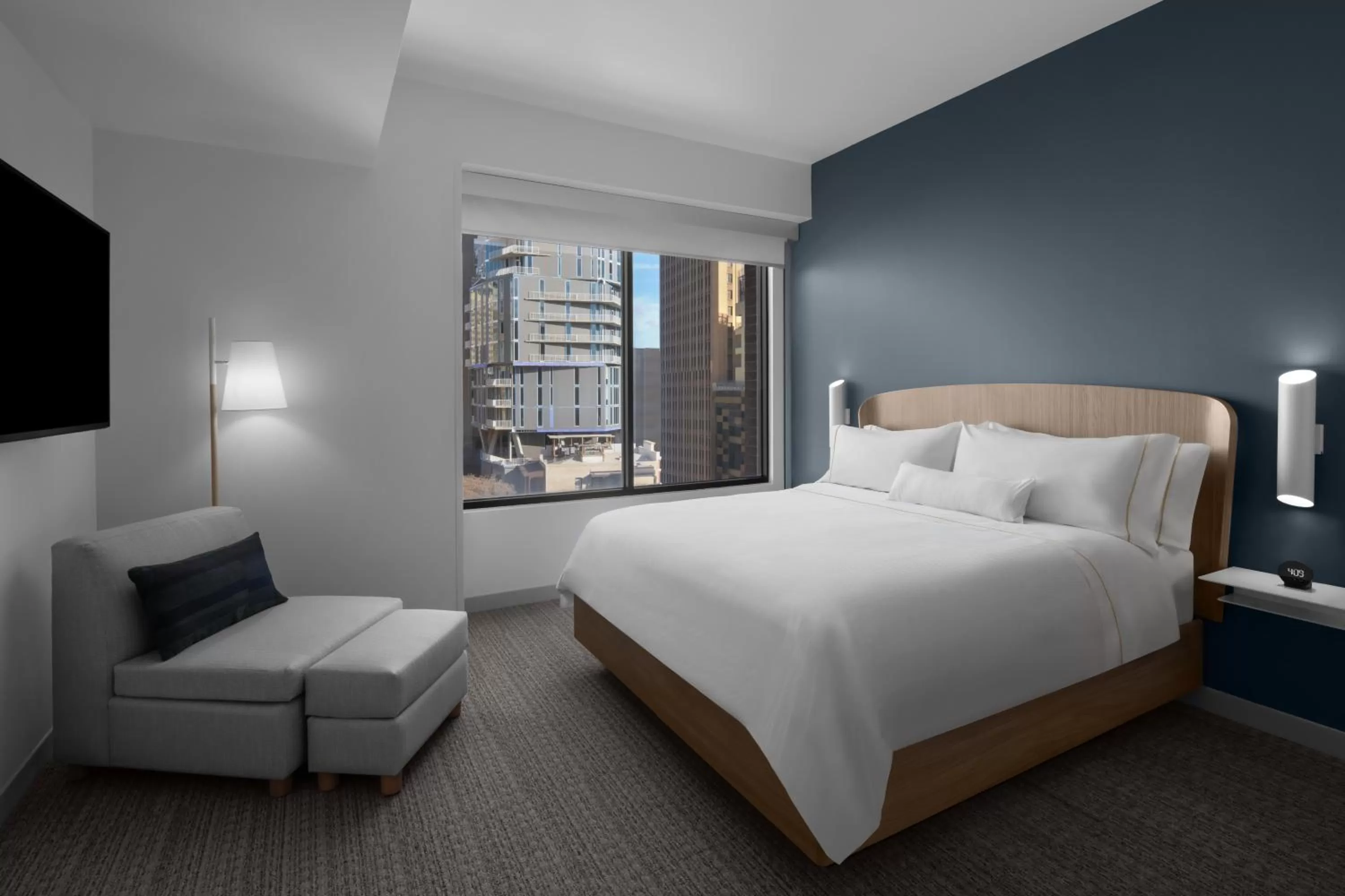 Bedroom, Bed in Element San Antonio Riverwalk