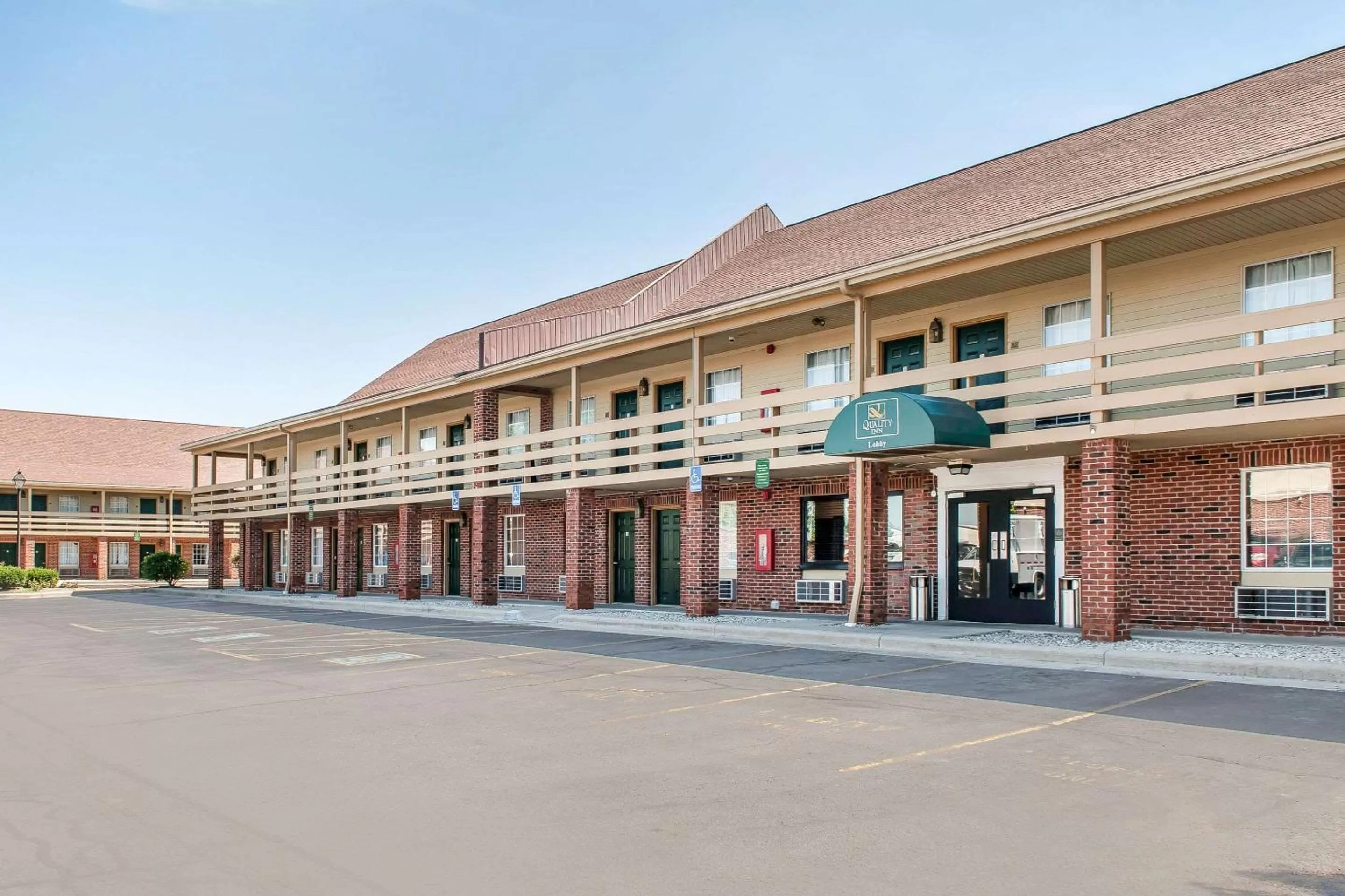 Property building in Quality Inn