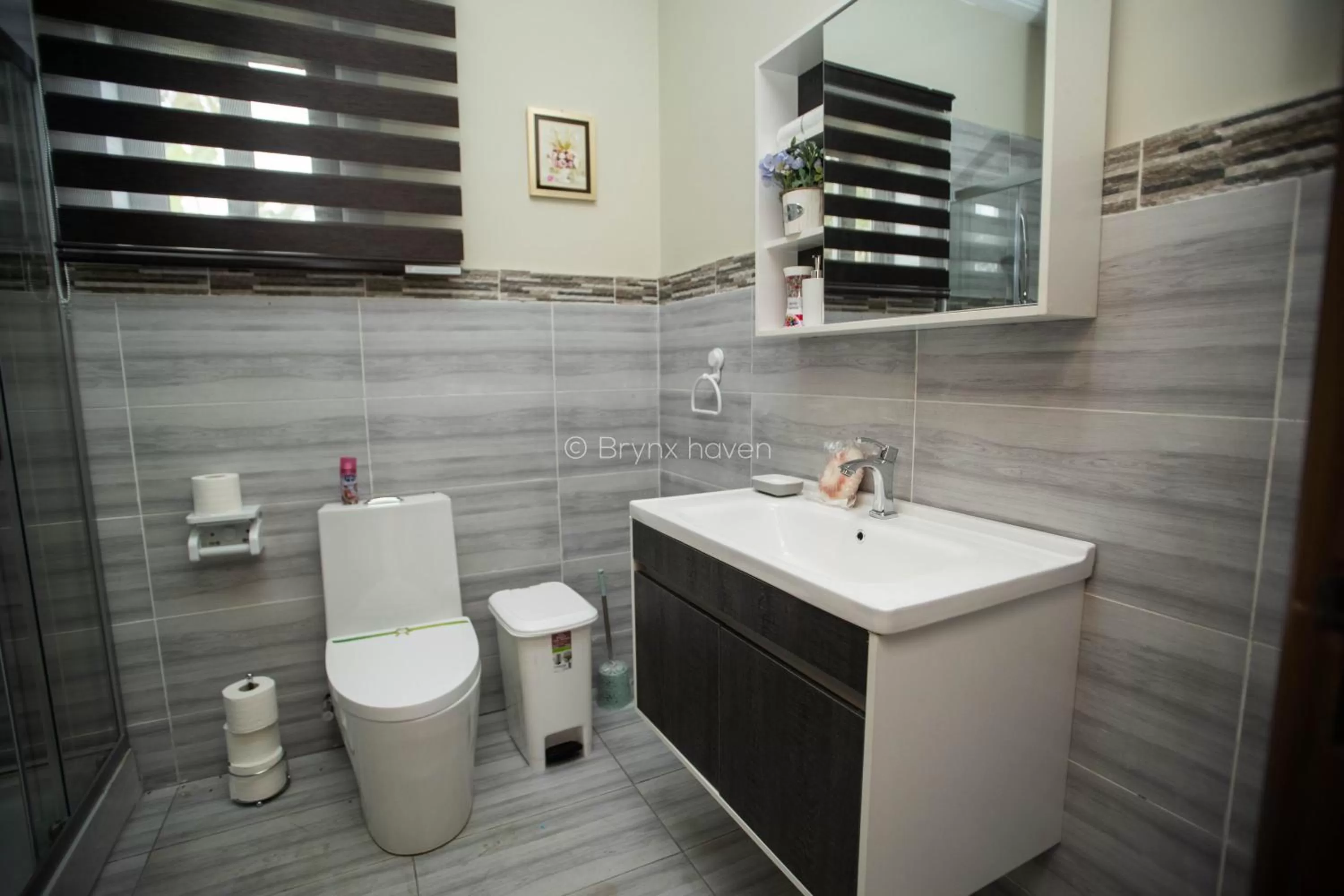 Brynx Haven - Cape Coast