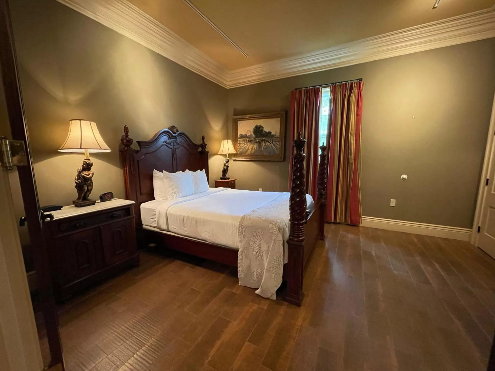 Bedroom, Bed in The Inn at Houmas House Estate