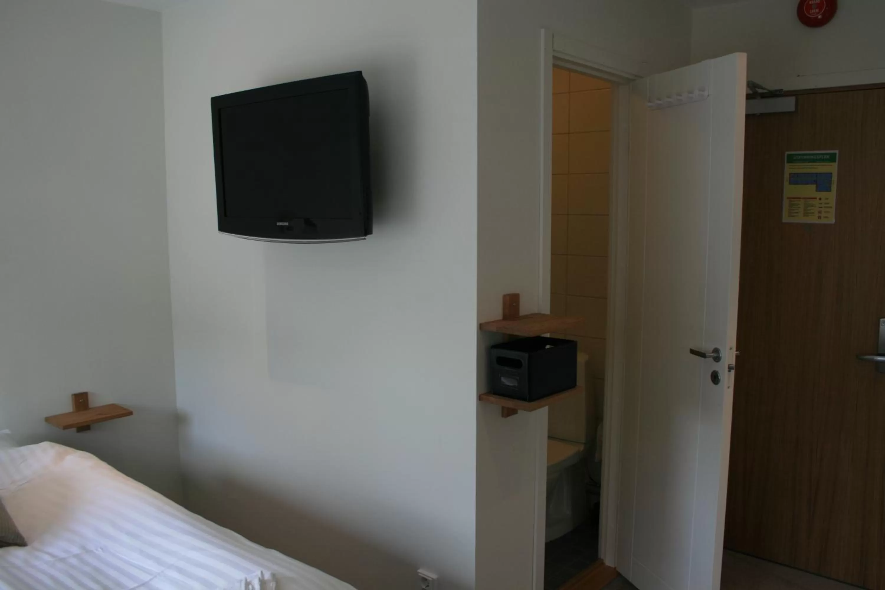TV and multimedia, Bed in Flygplatshotellet