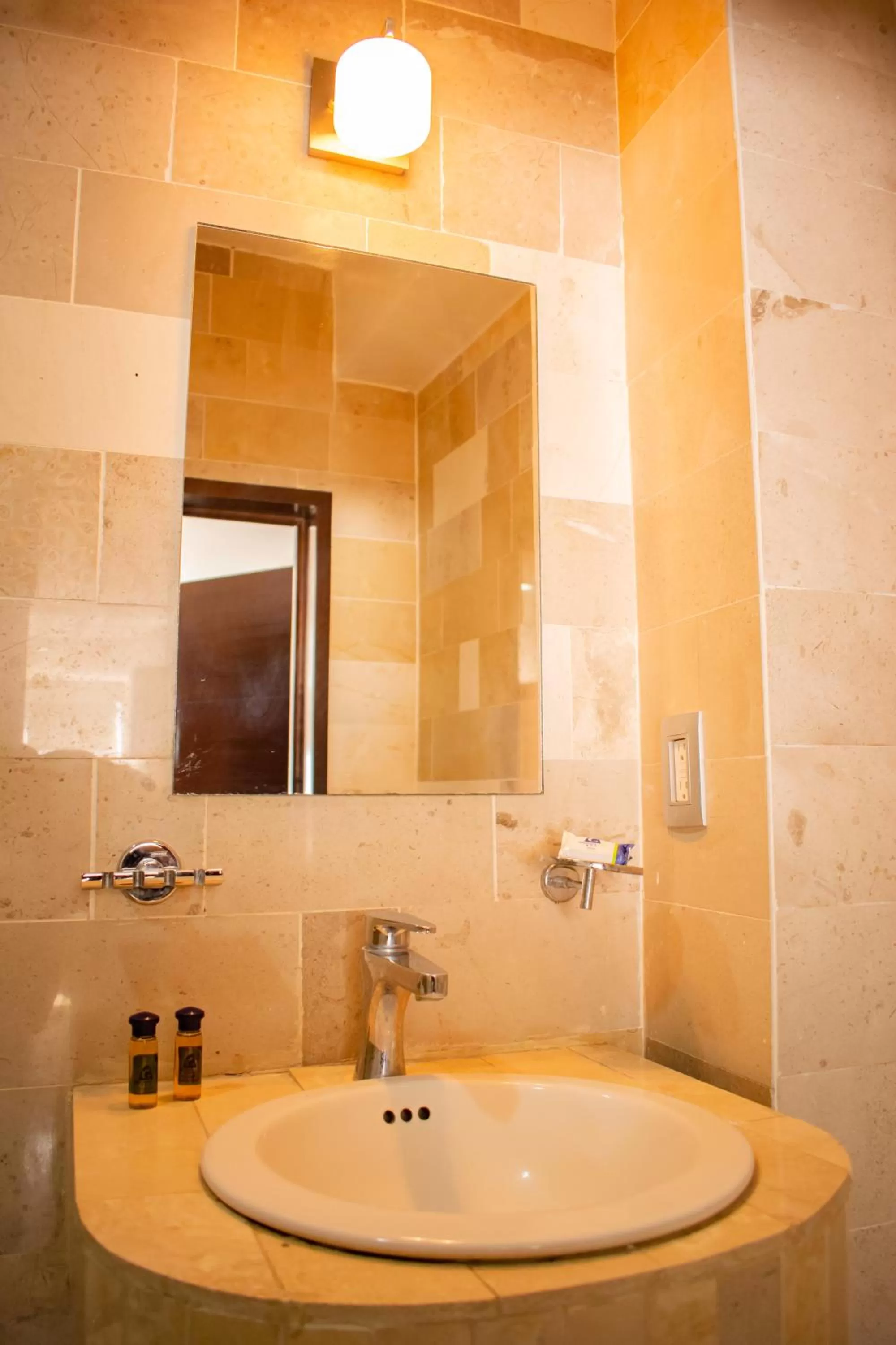 Bathroom in Hotel Granda Inn