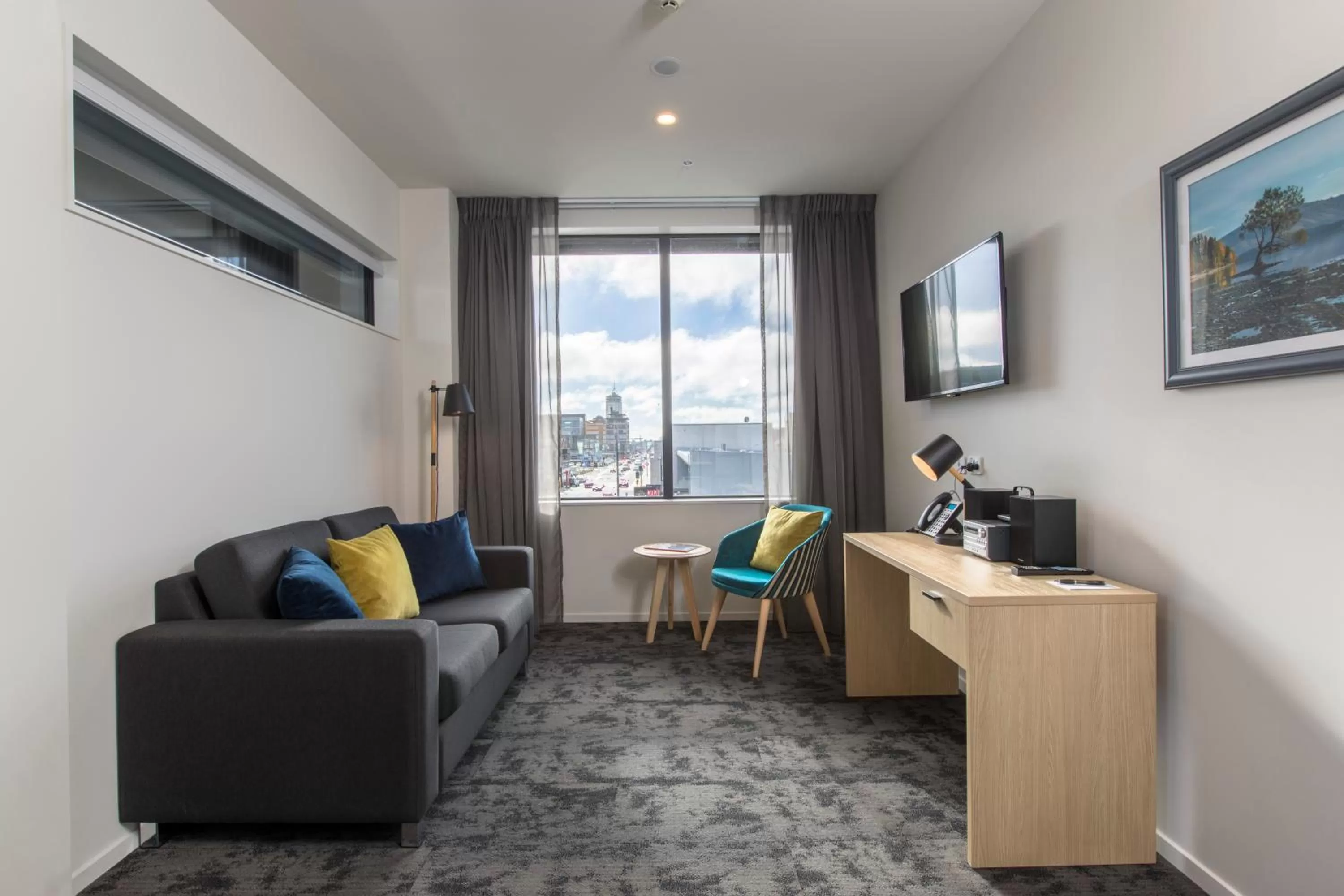 TV and multimedia in Quest on Manchester Serviced Apartments