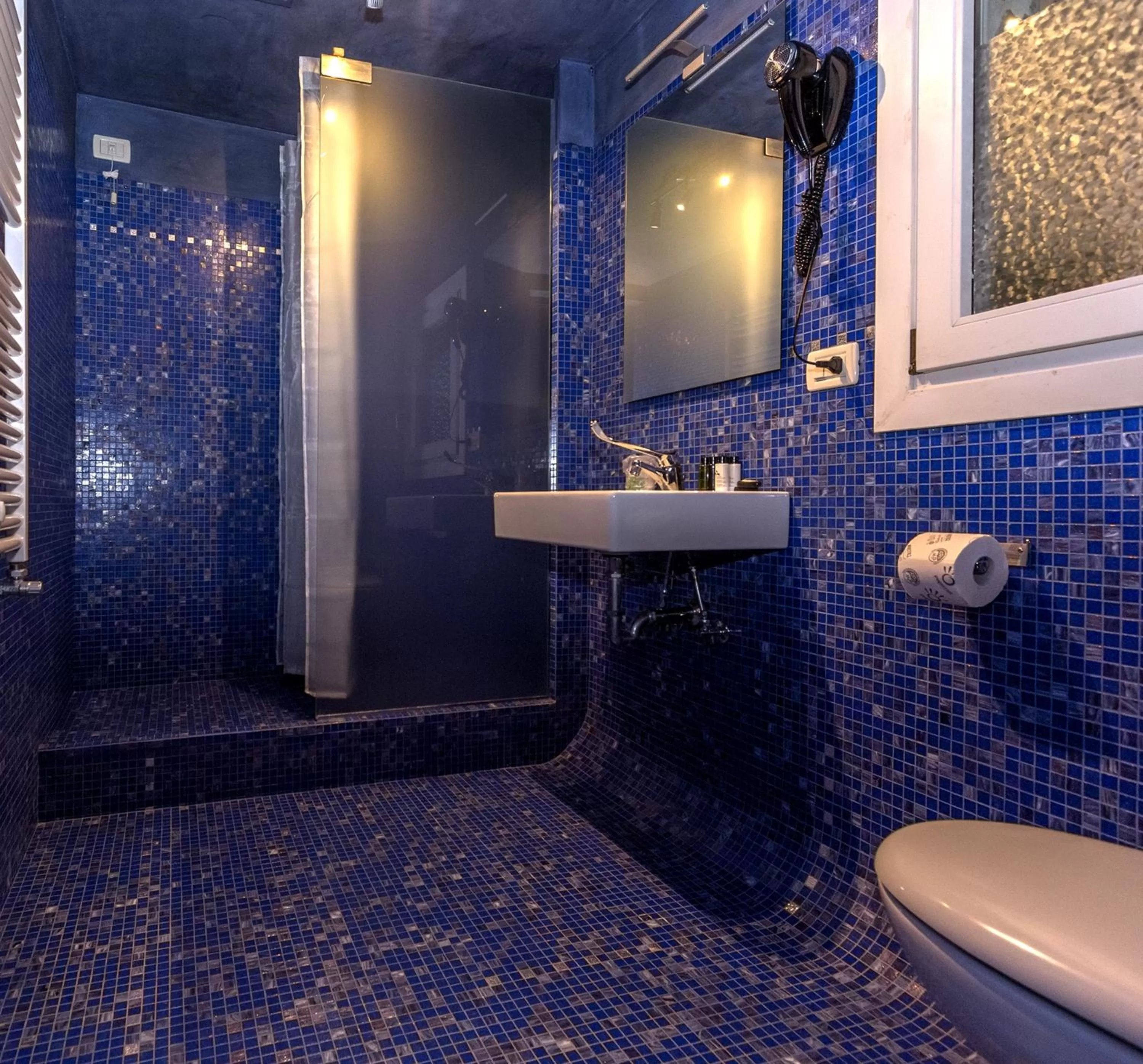 Bathroom in Avogaria 5 Rooms