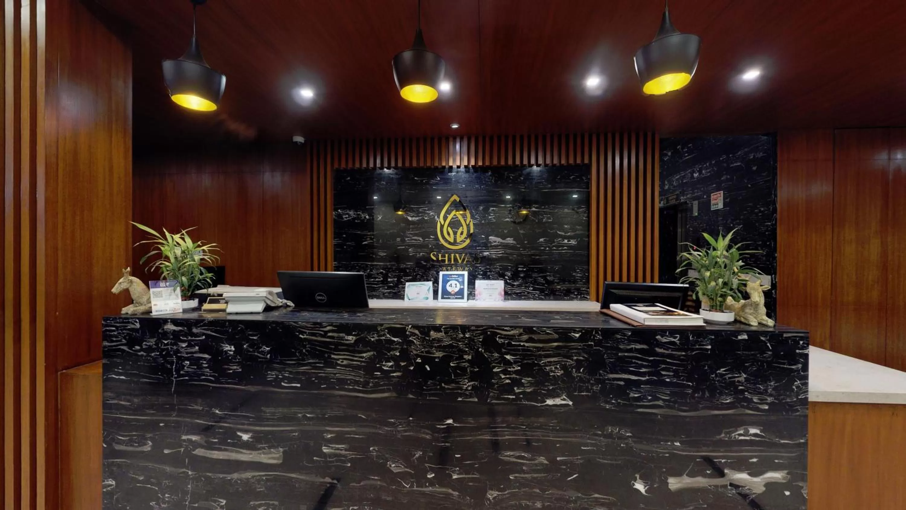 Lobby or reception in Shivas Gateway