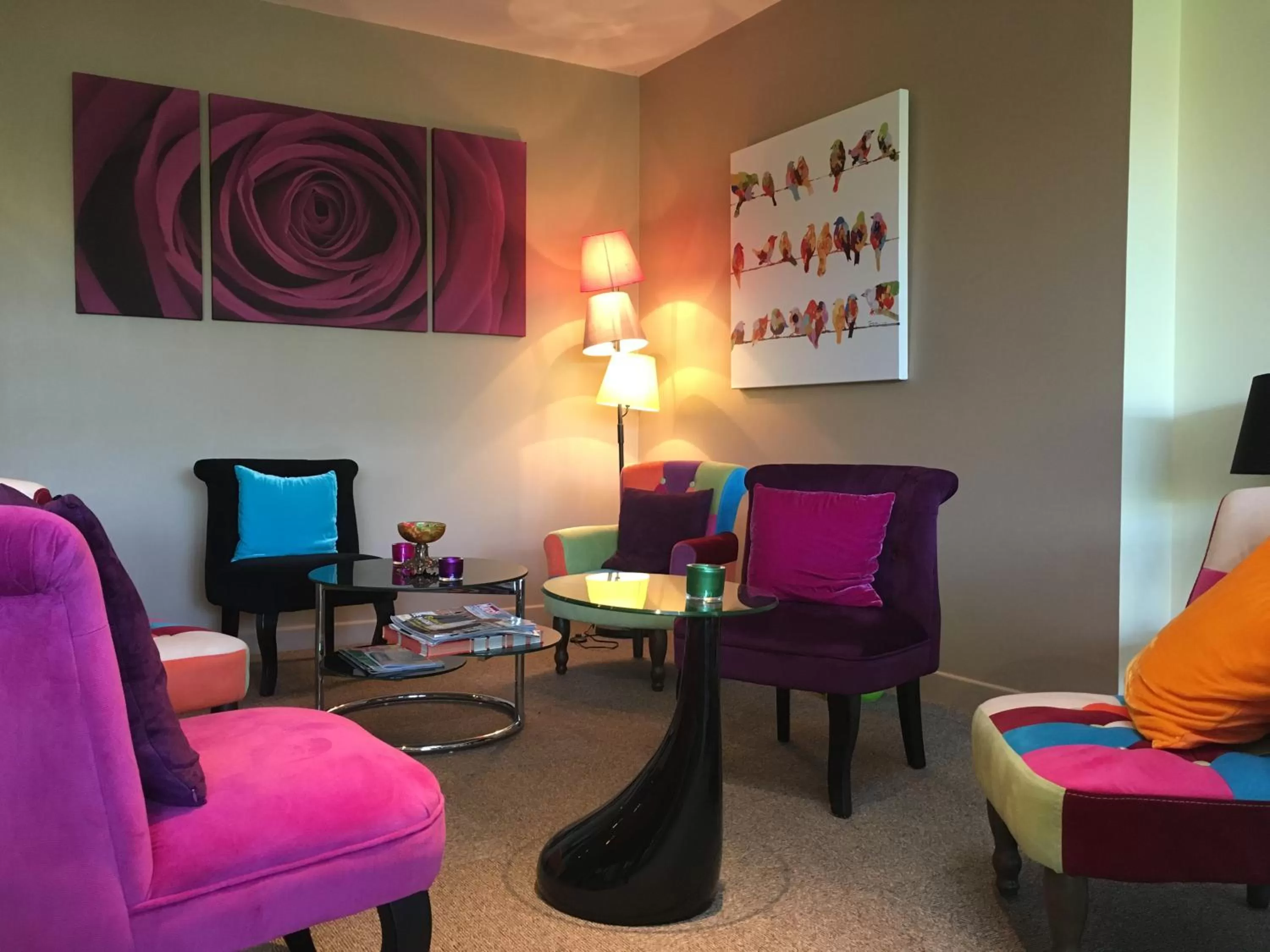 Lounge or bar in Lys Hôtel