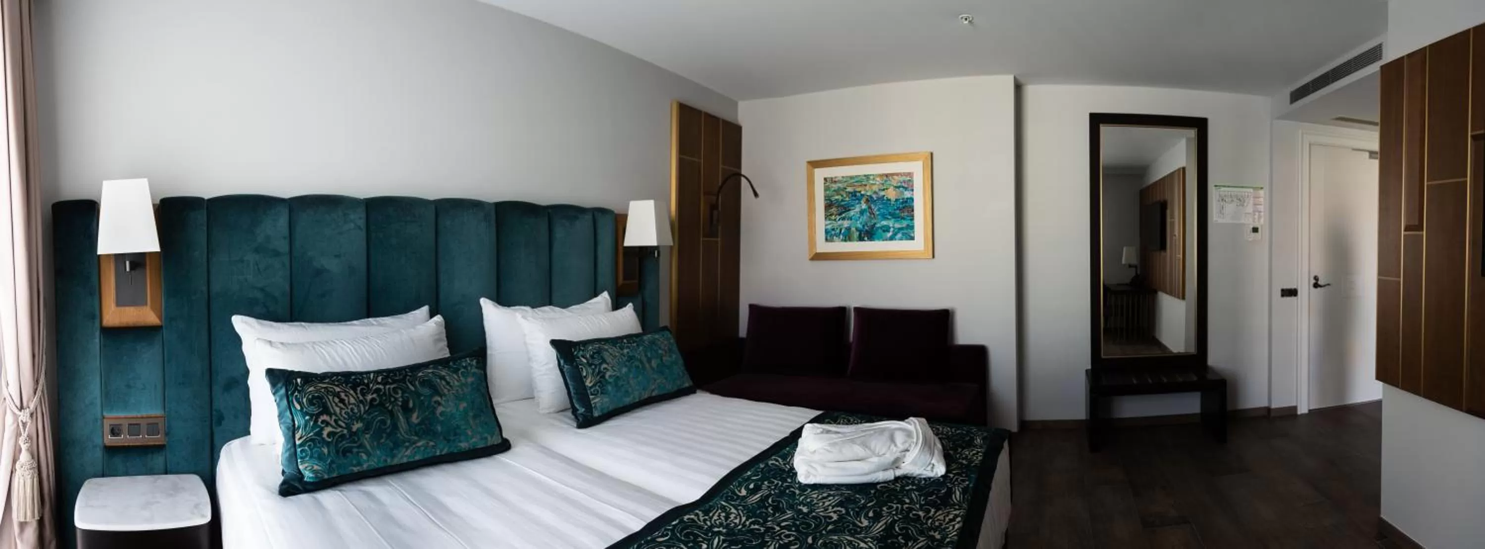 Bed in Boutique Hotel Élke Spa Superior