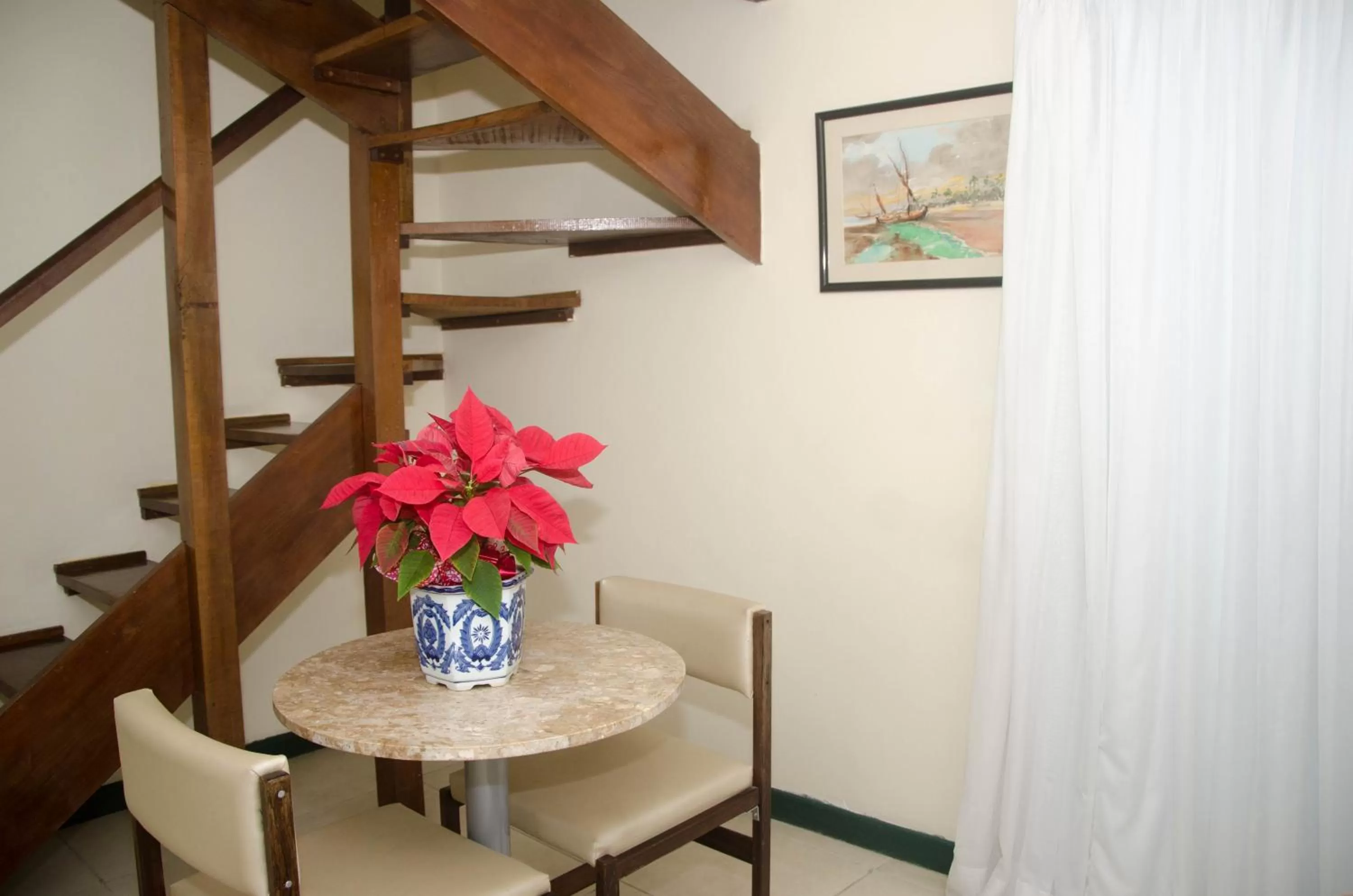 Photo of the whole room in Pousada Colonial Chile