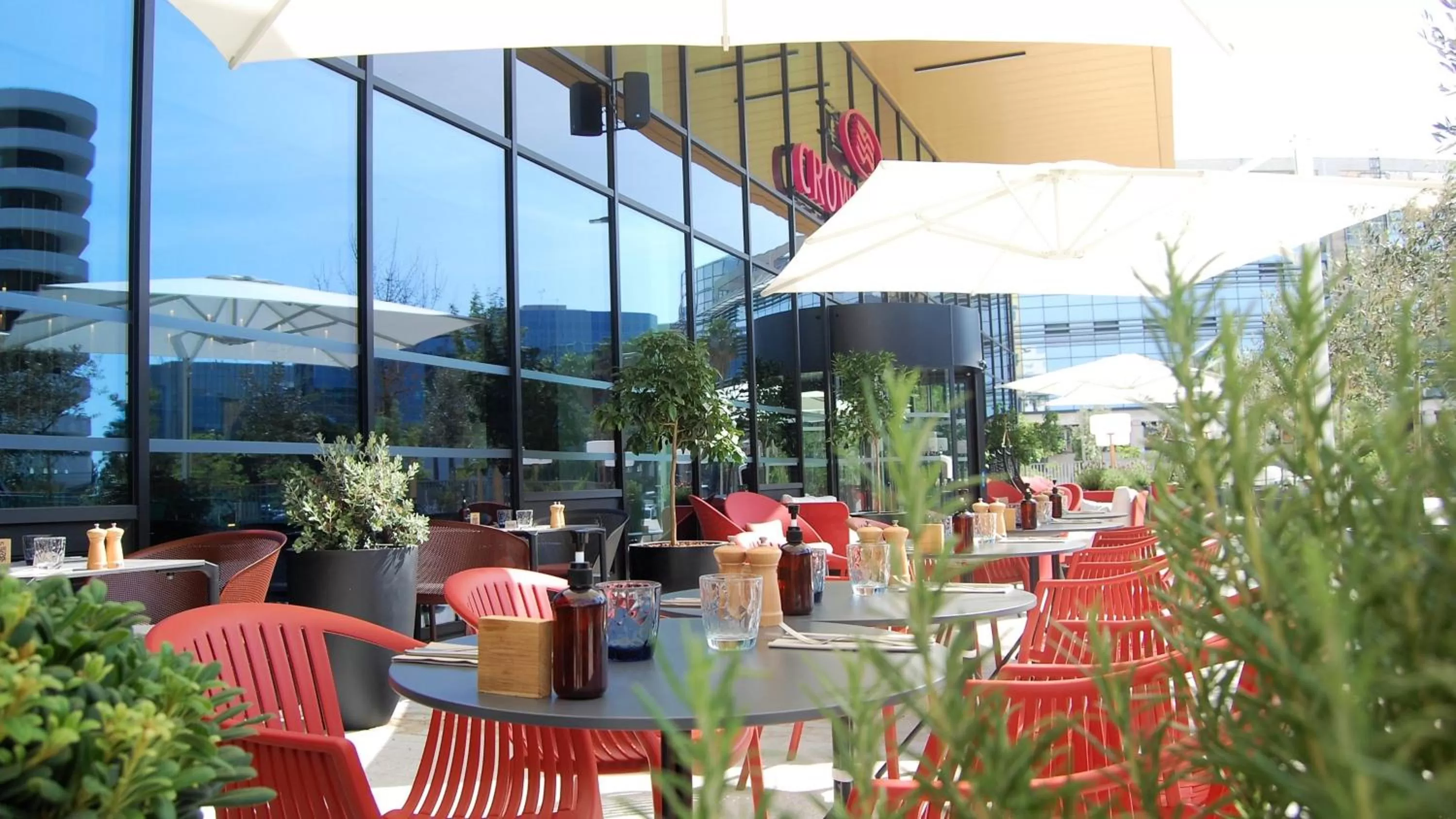 Property building in Crowne Plaza - Nice - Grand Arenas by IHG