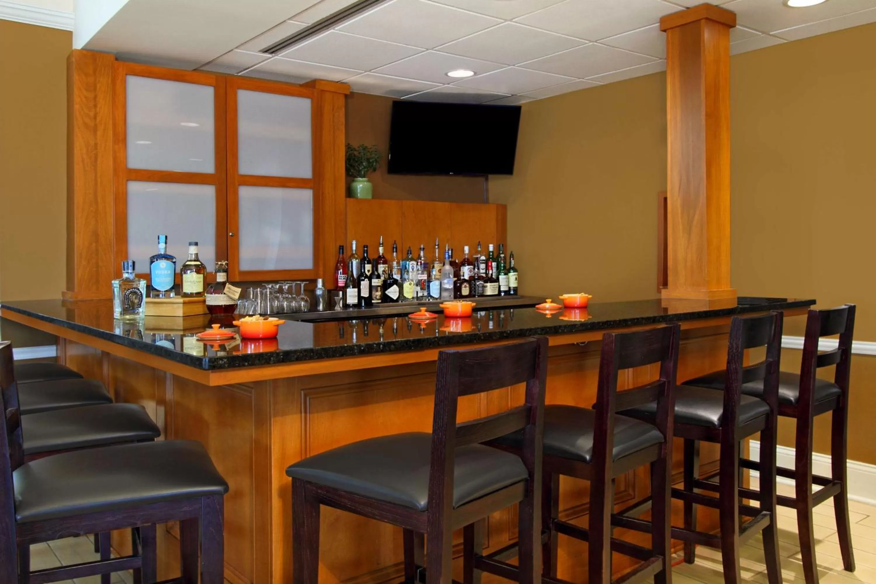 Lounge or bar in Hilton Garden Inn Columbus Airport