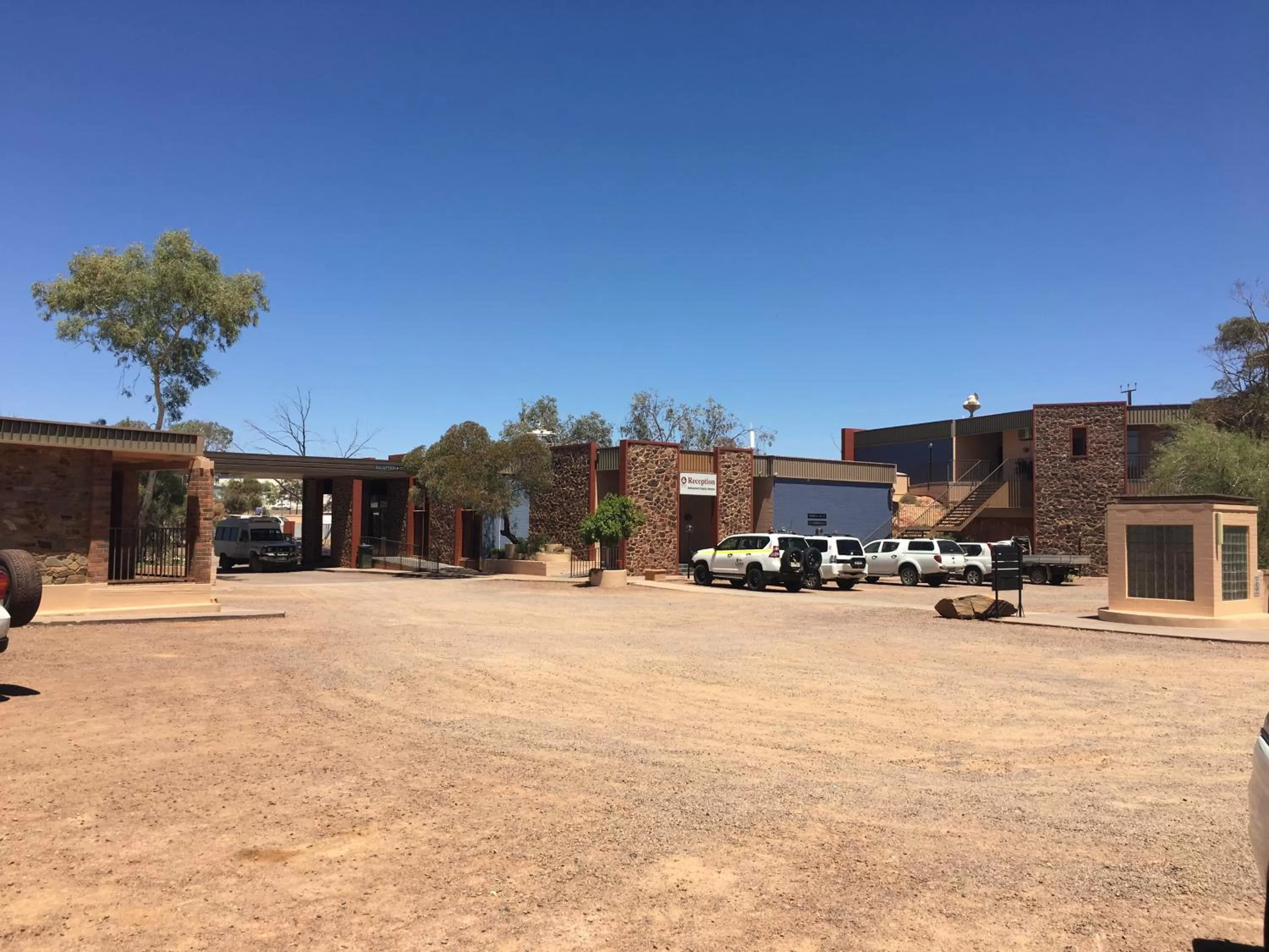 Area and facilities in Desert Cave Hotel