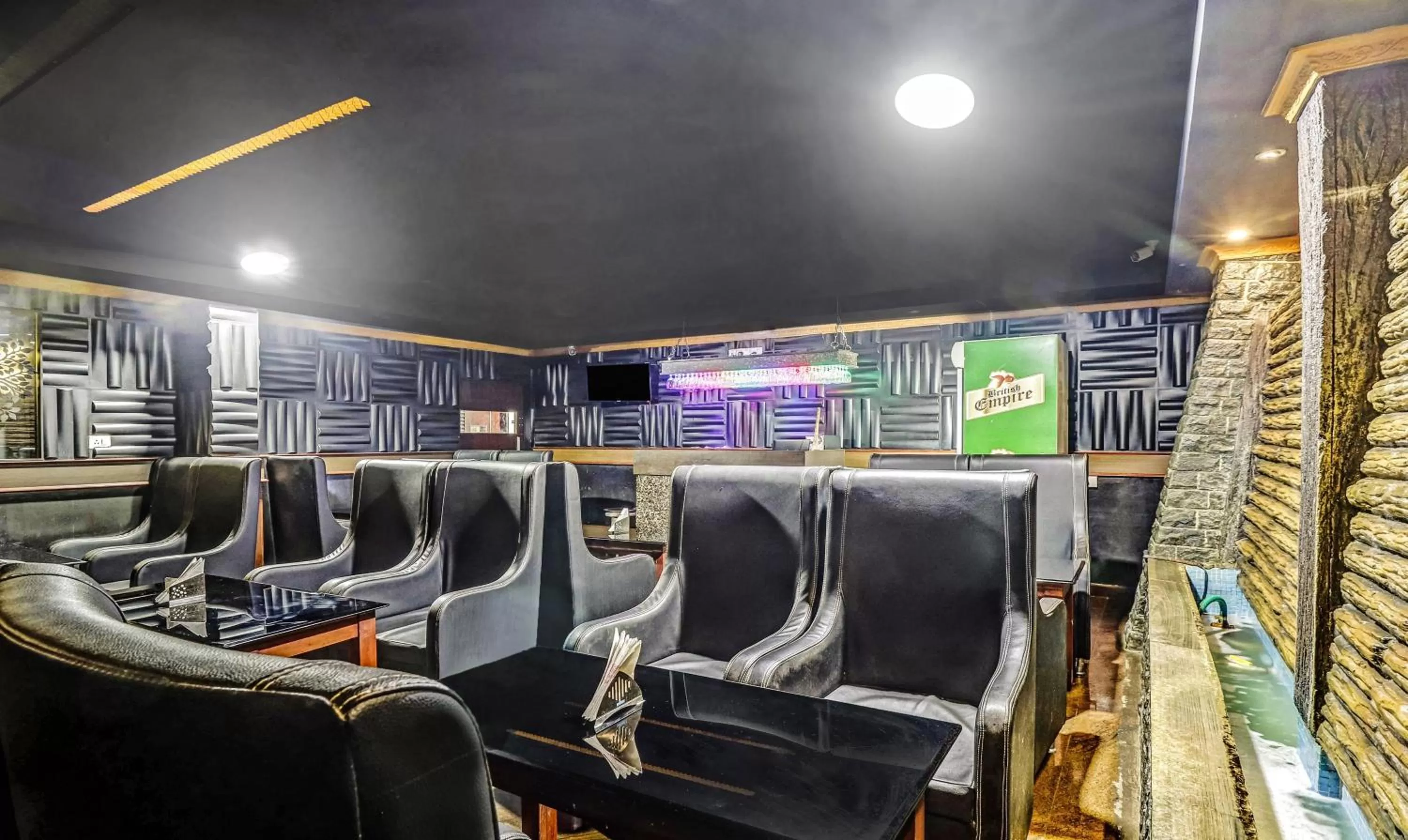 Lounge or bar in Treebo Symphony Hotels And Resorts Angamally