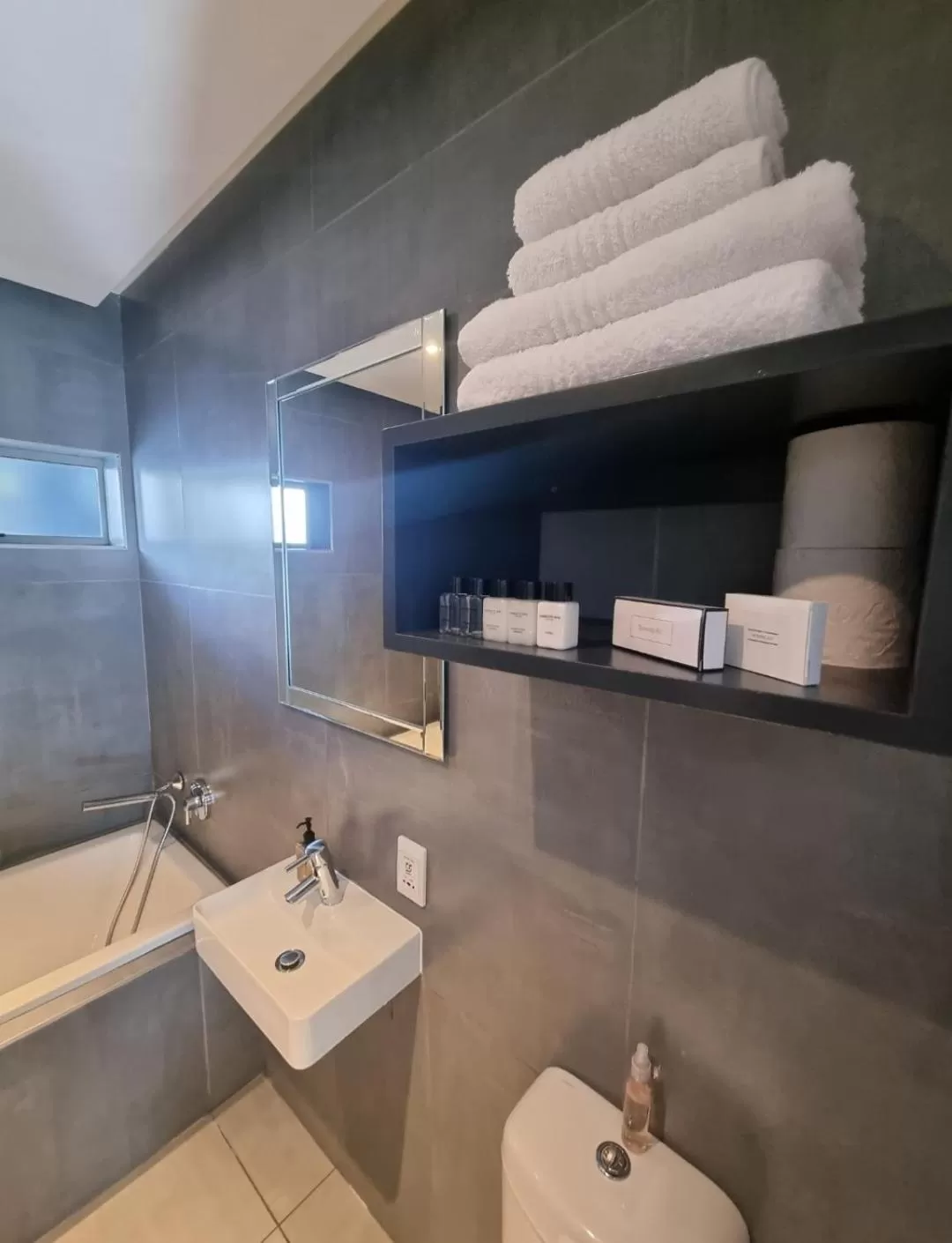 Atlantic Affair Boutique Hotel