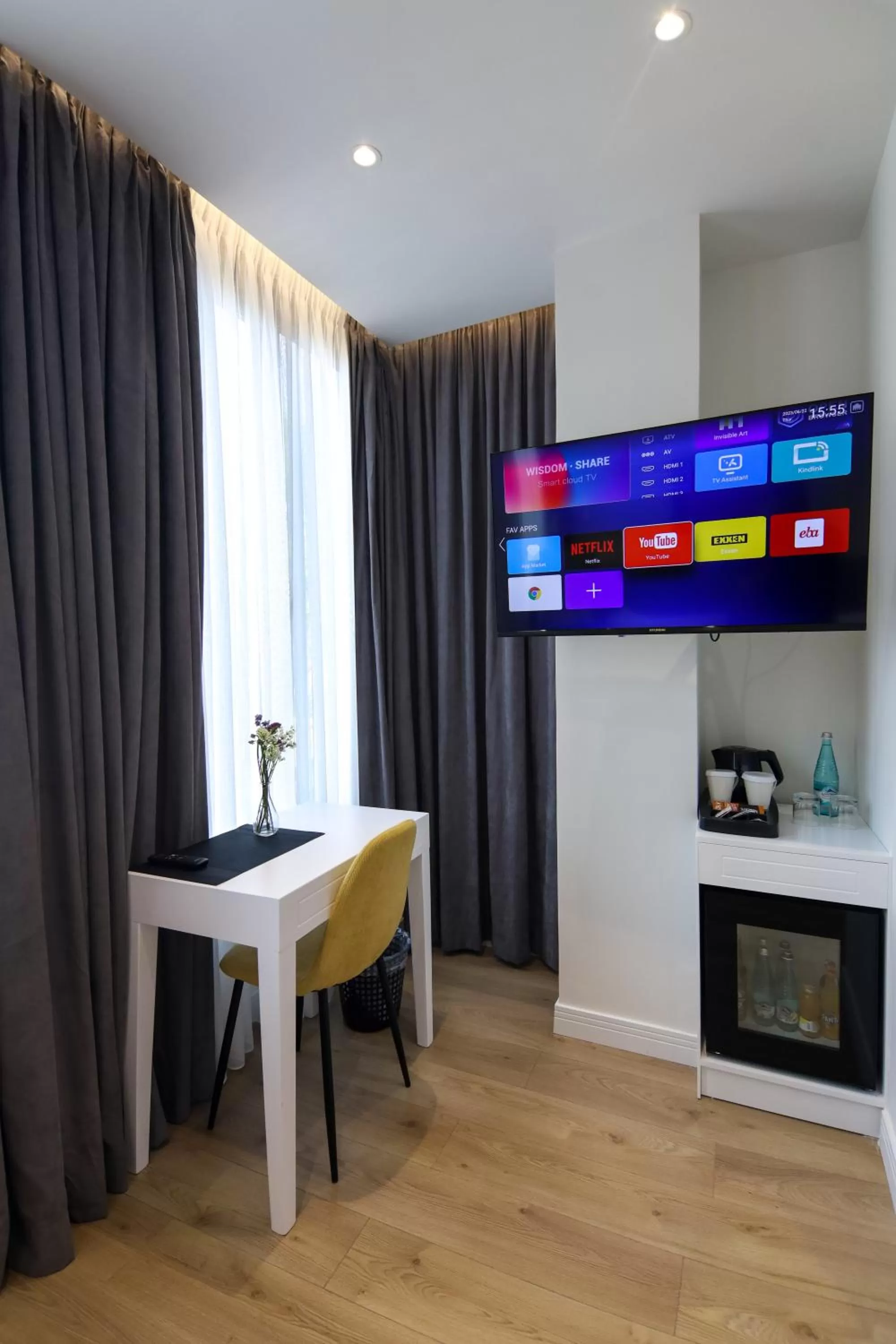 TV and multimedia in N HOTEL CITY CENTER BY NOSHI