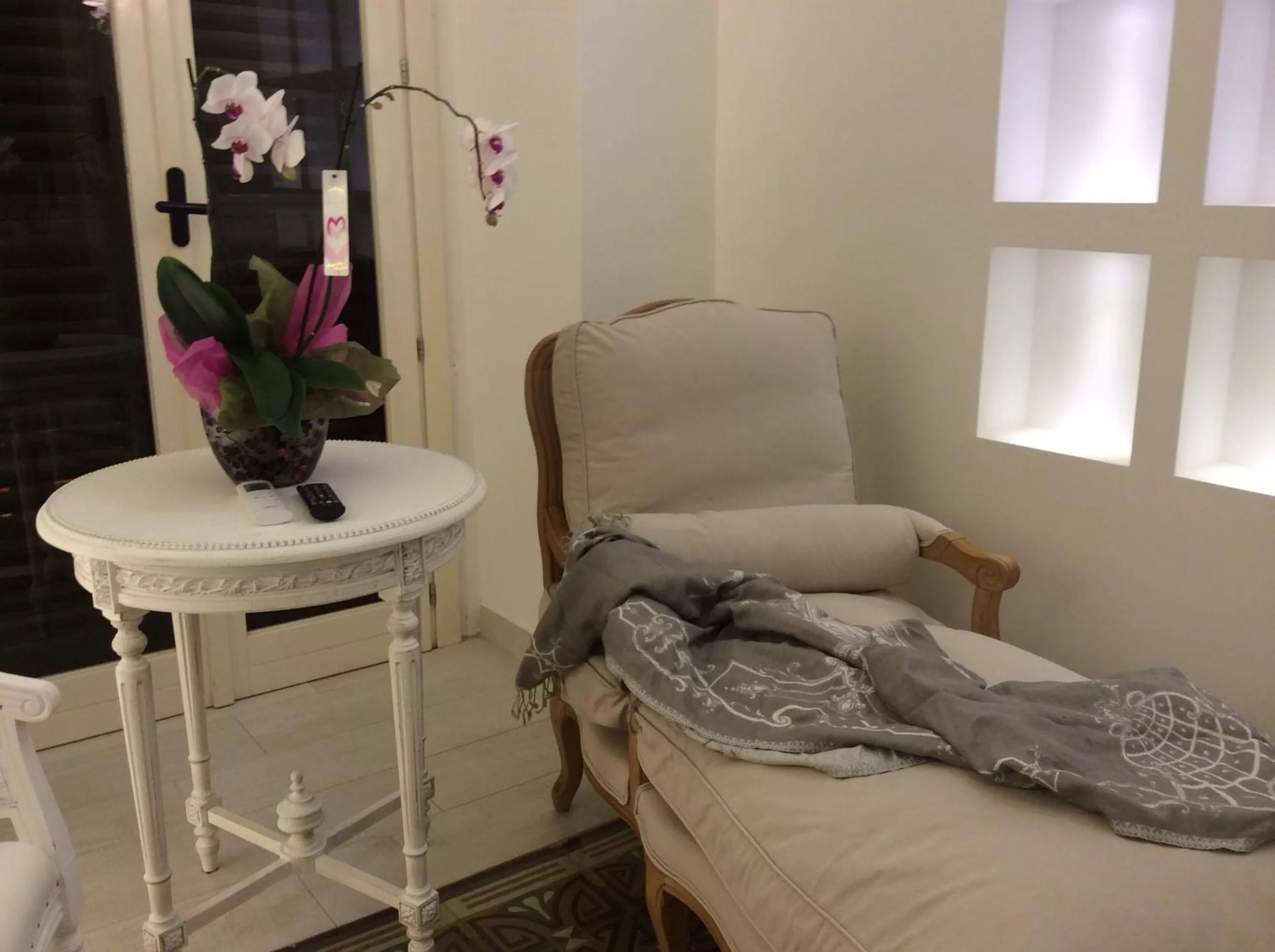 Photo of the whole room in Suite Le Perle