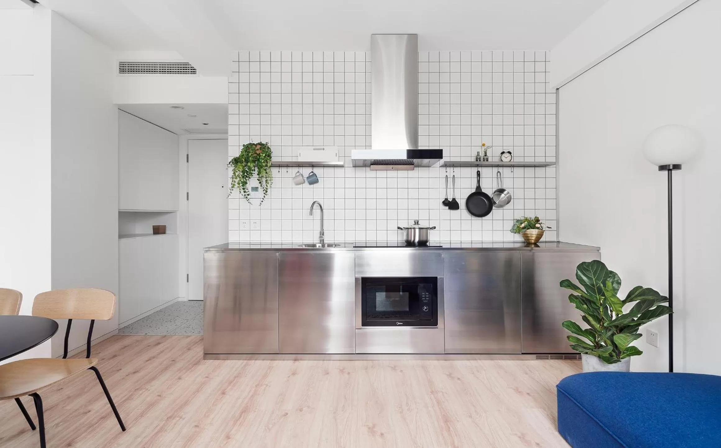 Kitchen or kitchenette in Stey Beijing 798 Art Zone Hotel