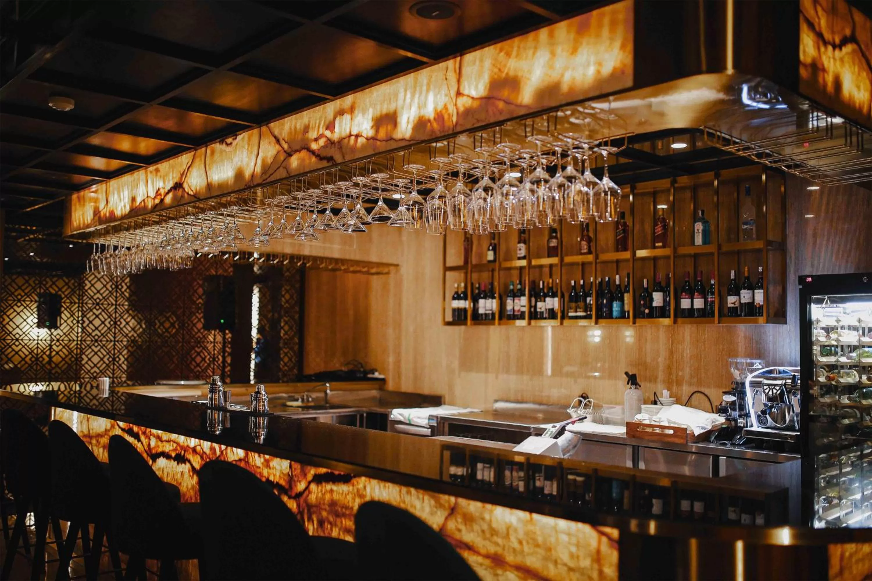 Restaurant/places to eat in Vasa Hotel Surabaya