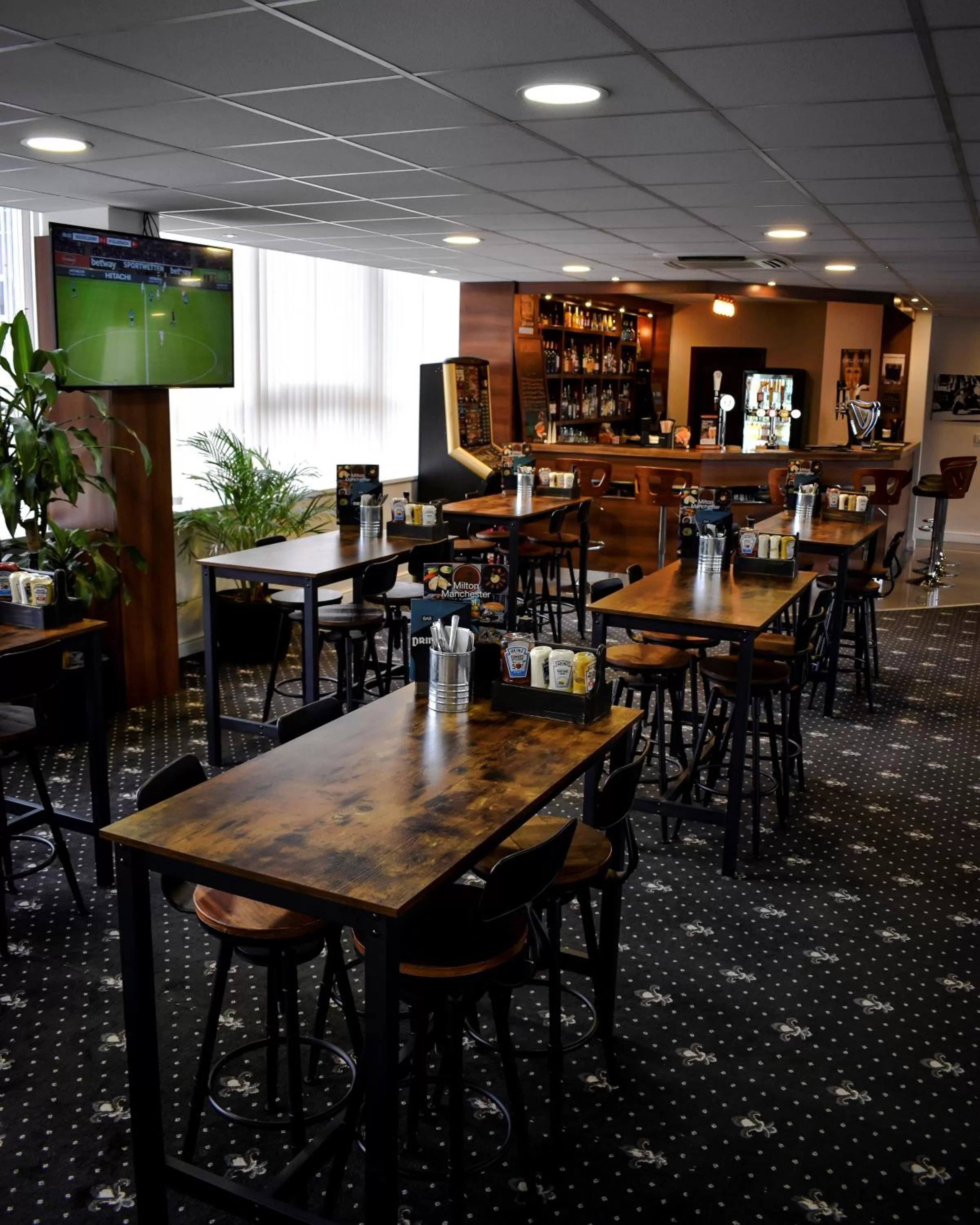 Lounge or bar in OX Hotel Manchester