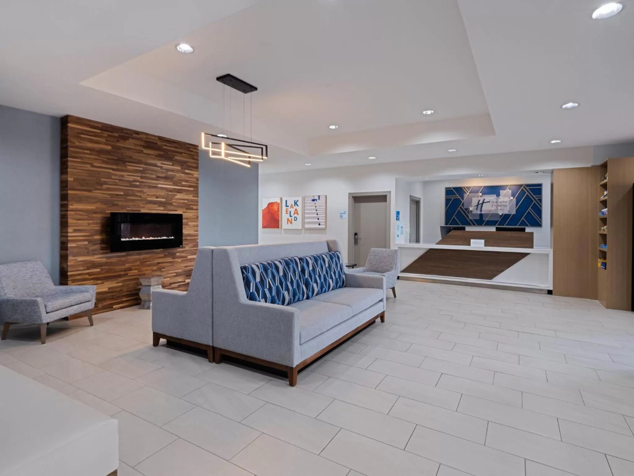 Property building in Holiday Inn Express & Suites Lakeland North I-4 by IHG