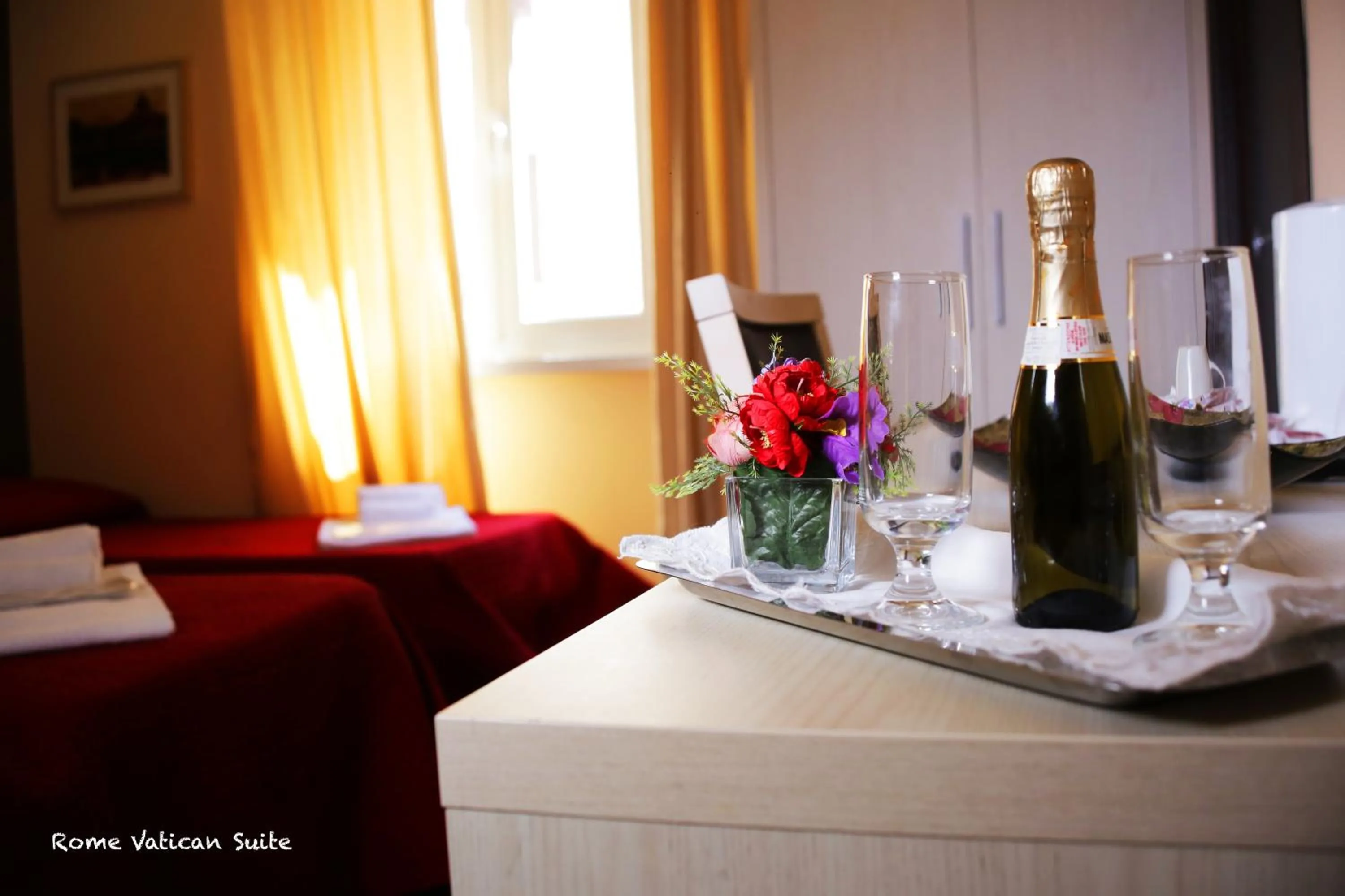 Alcoholic drinks in Rome Vatican Suite