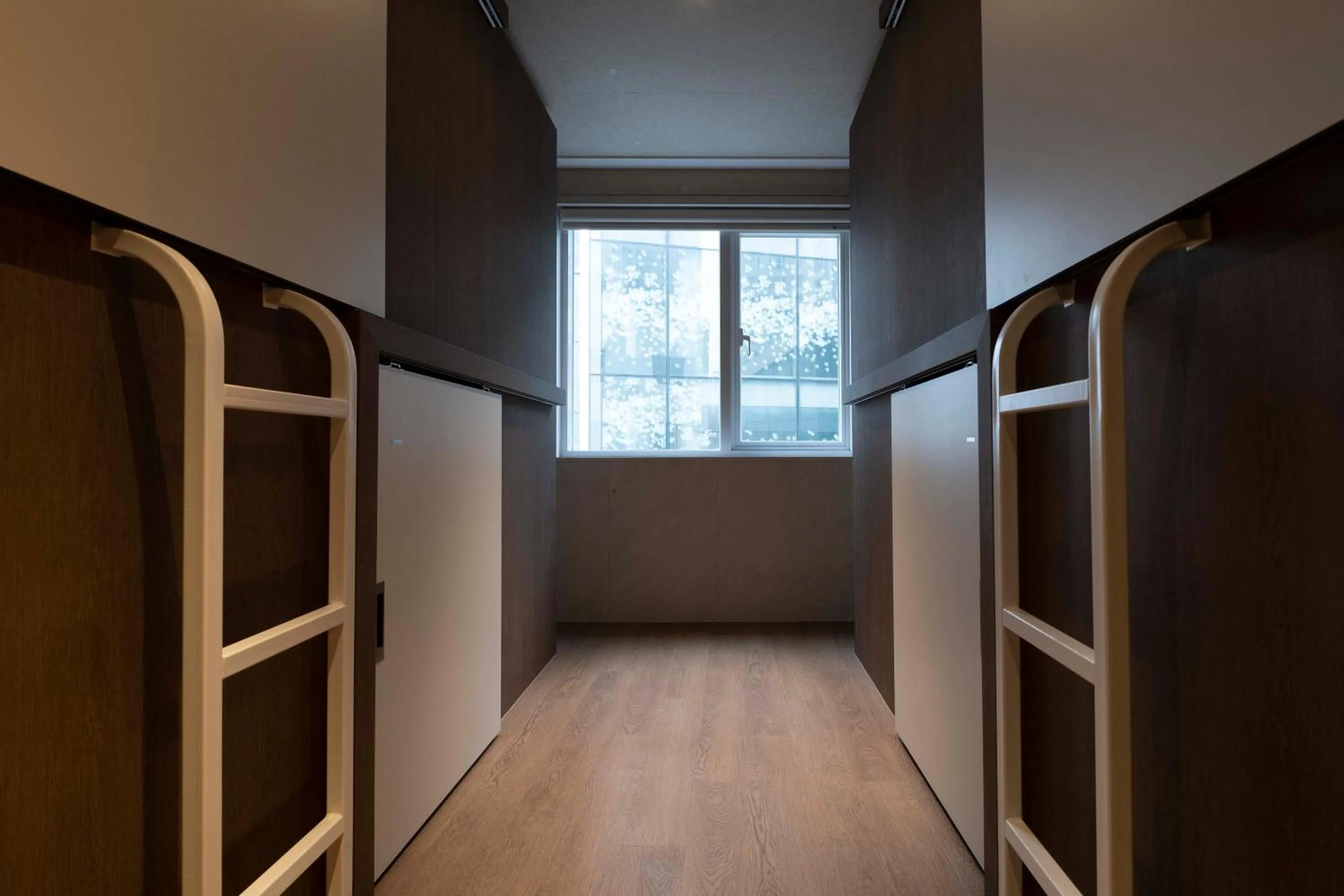 Single Bed in Male Dormitory Room in Canvas Hostel