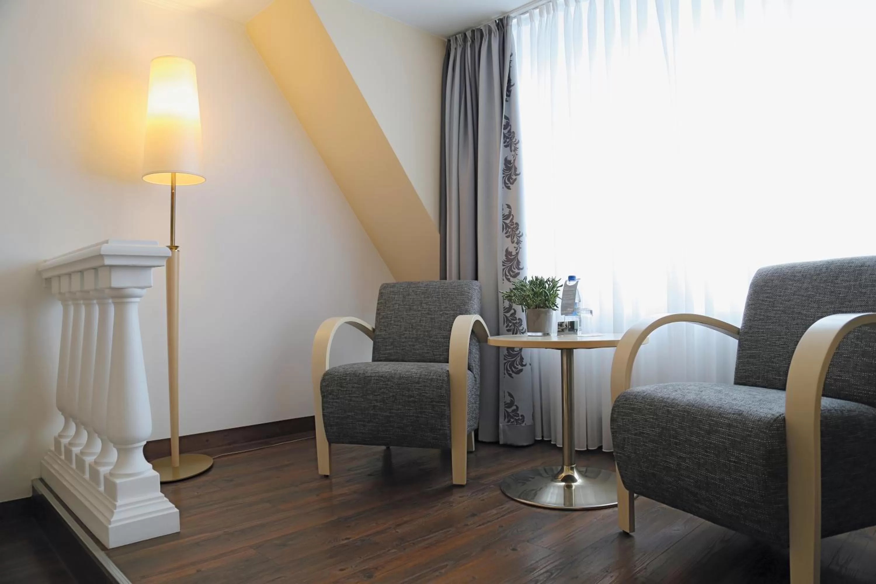 Seating area in Hotel Traube am See