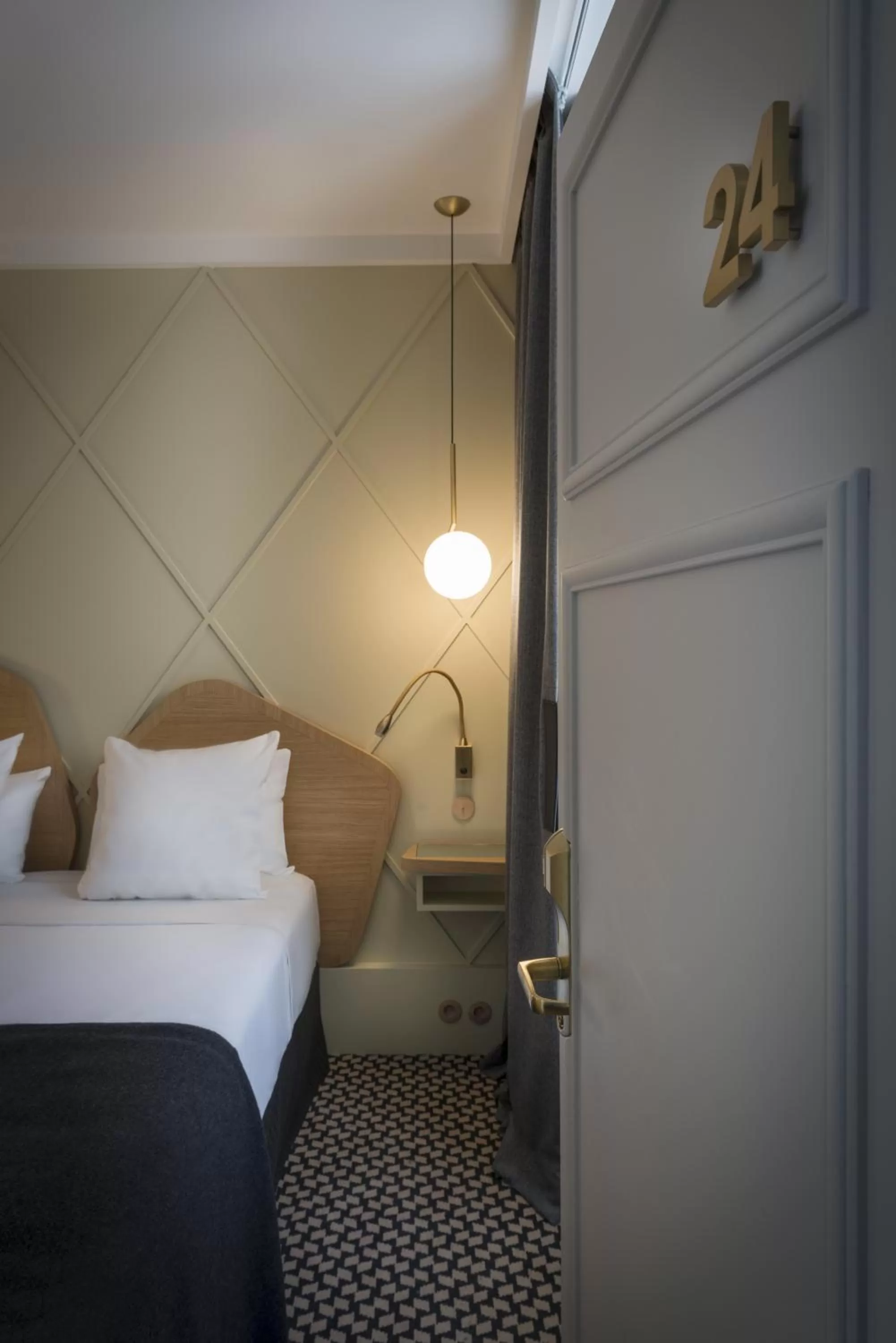 Bed in Millésime Hôtel