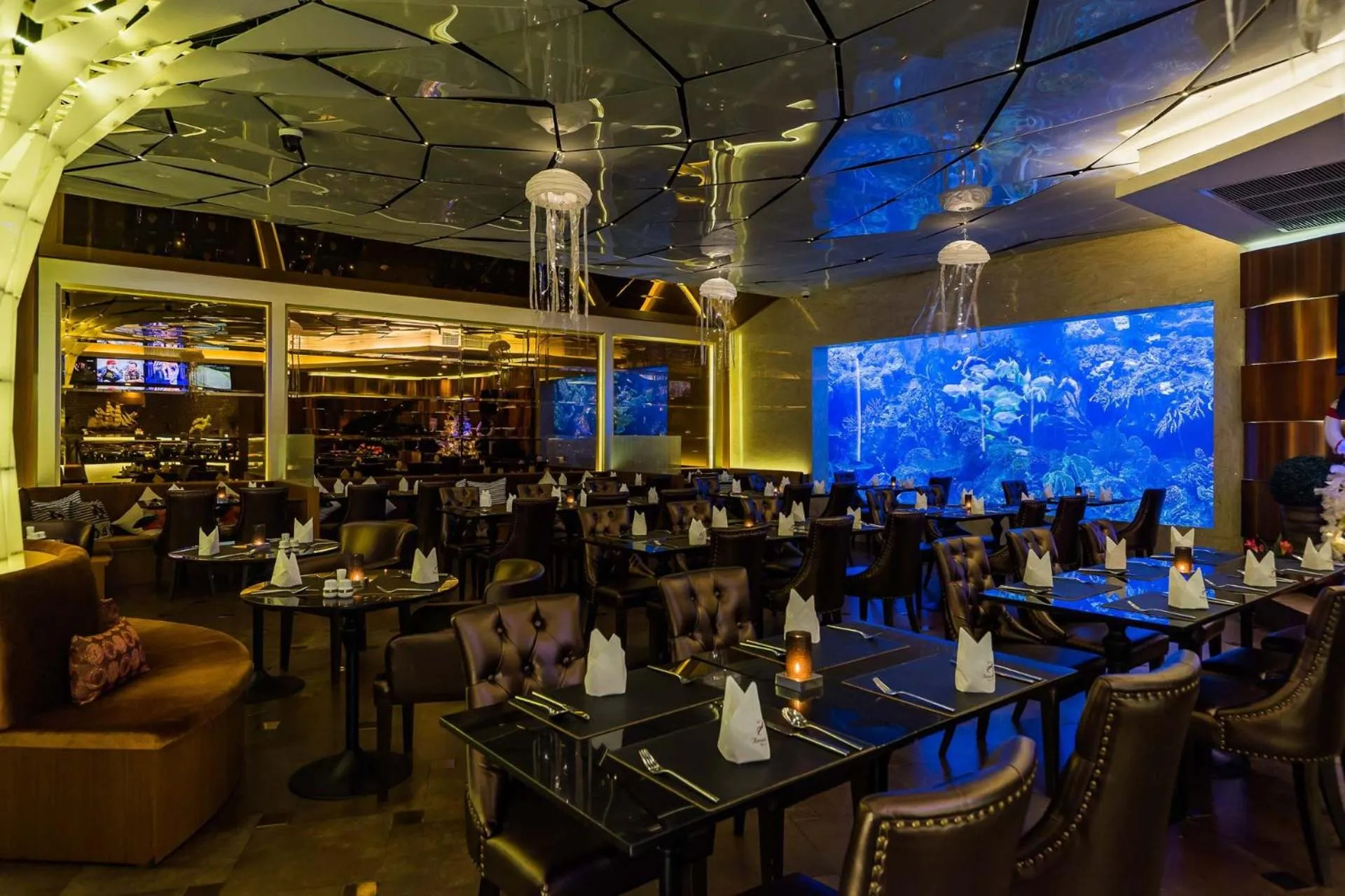 Restaurant/places to eat in Amaranta Hotel