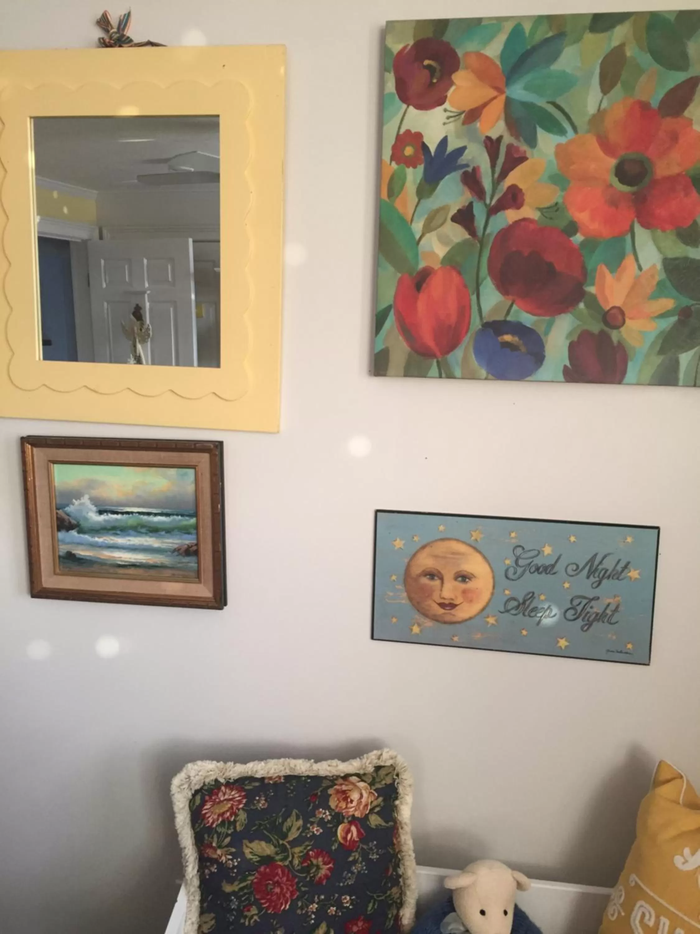 Inn 38 Oak Bluff Circle