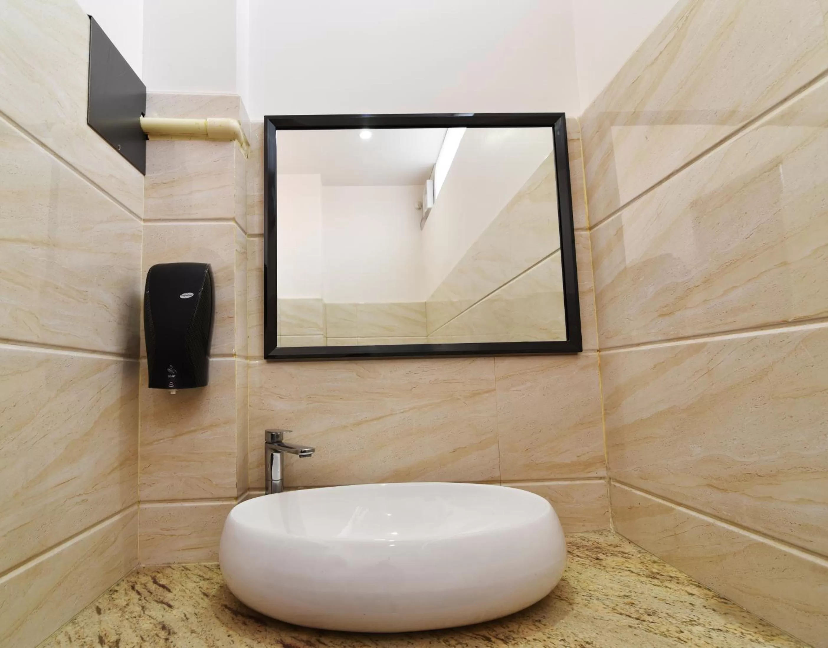 Area and facilities in Hotel Kama International