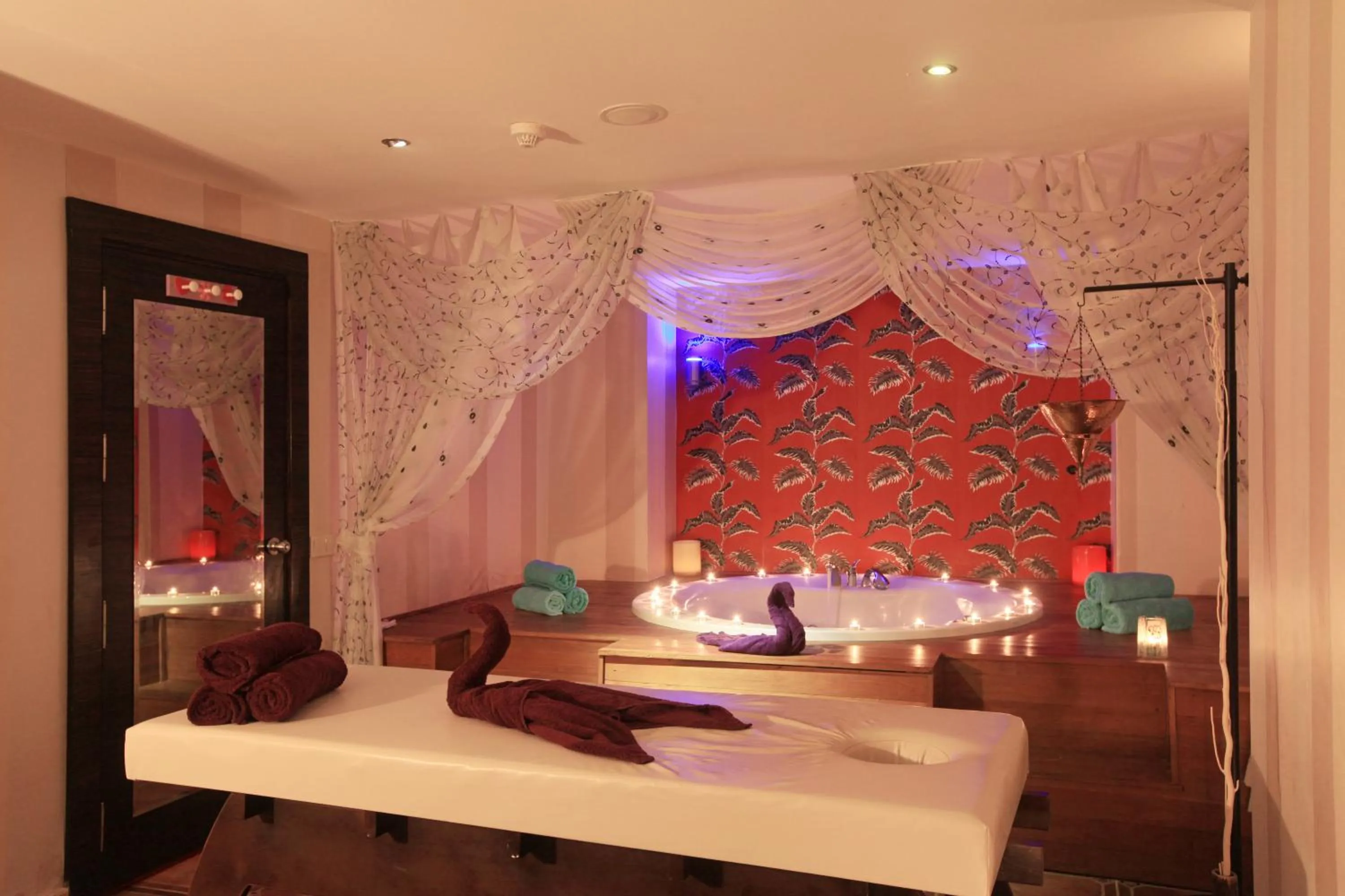 Spa and wellness centre/facilities in Tac Premier Hotel & Spa