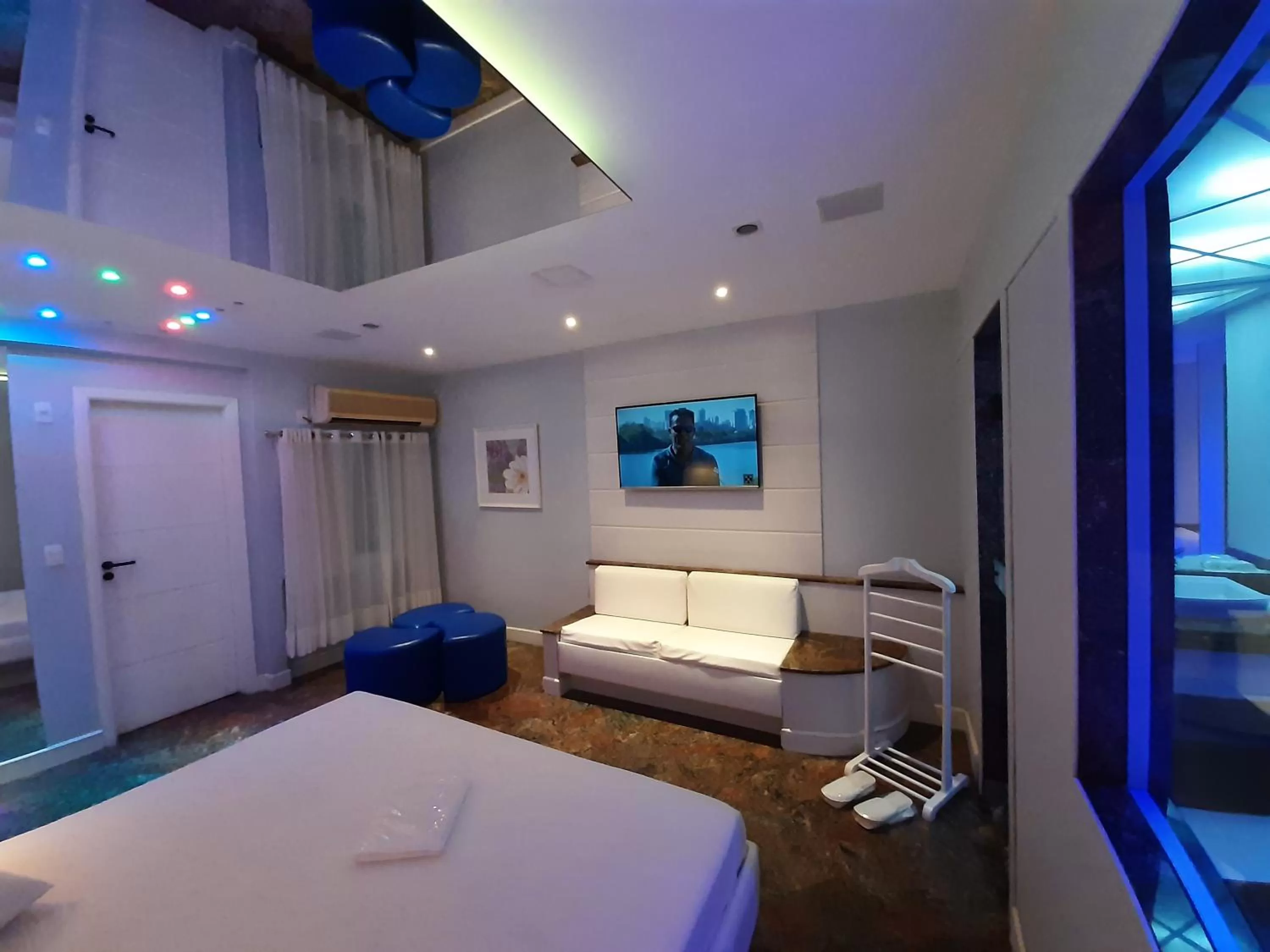 Bed in BAMBINA HOTEL -Adultos Somente