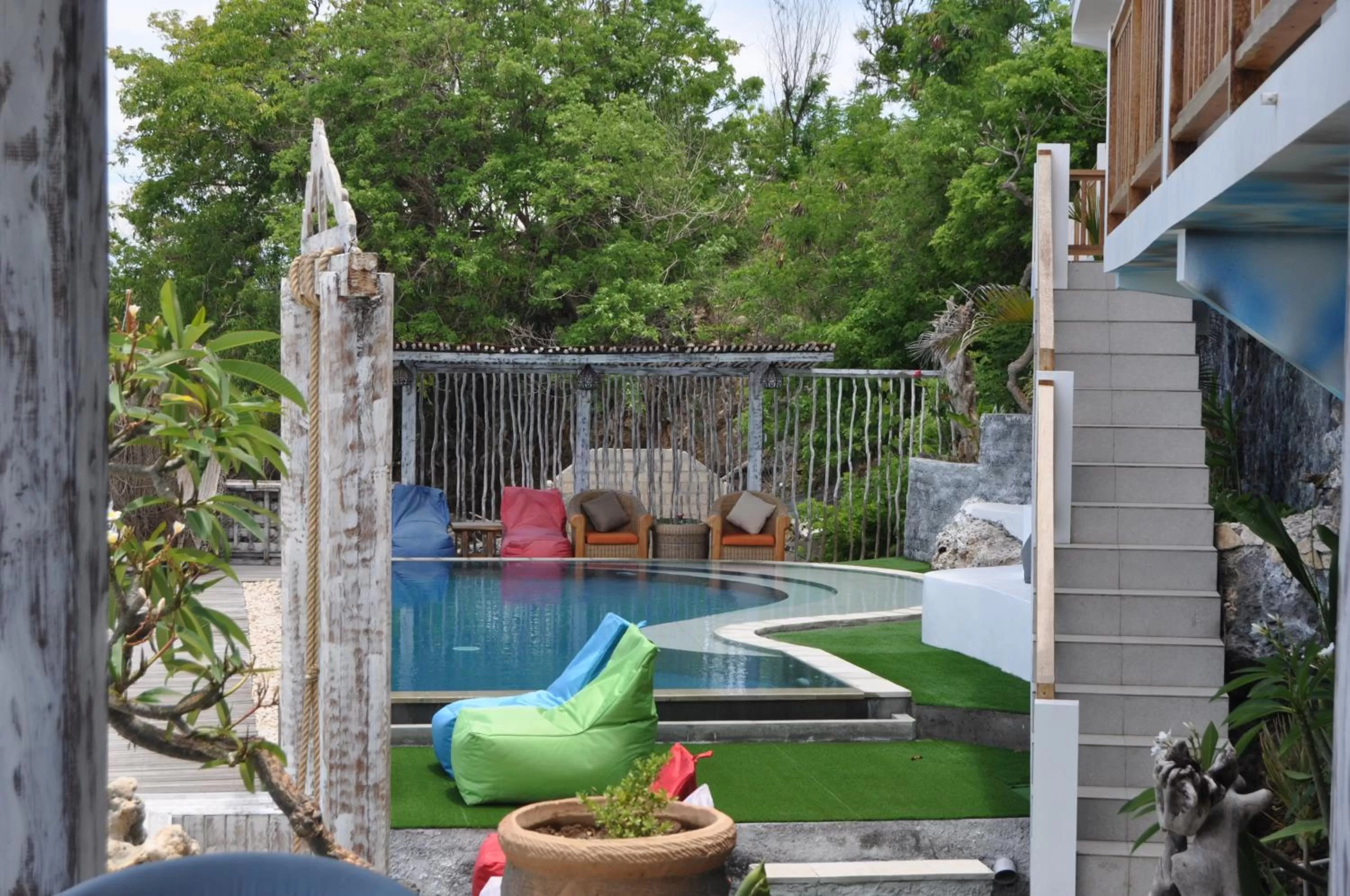 Restaurant/places to eat in SUITE OCEAN BLUE