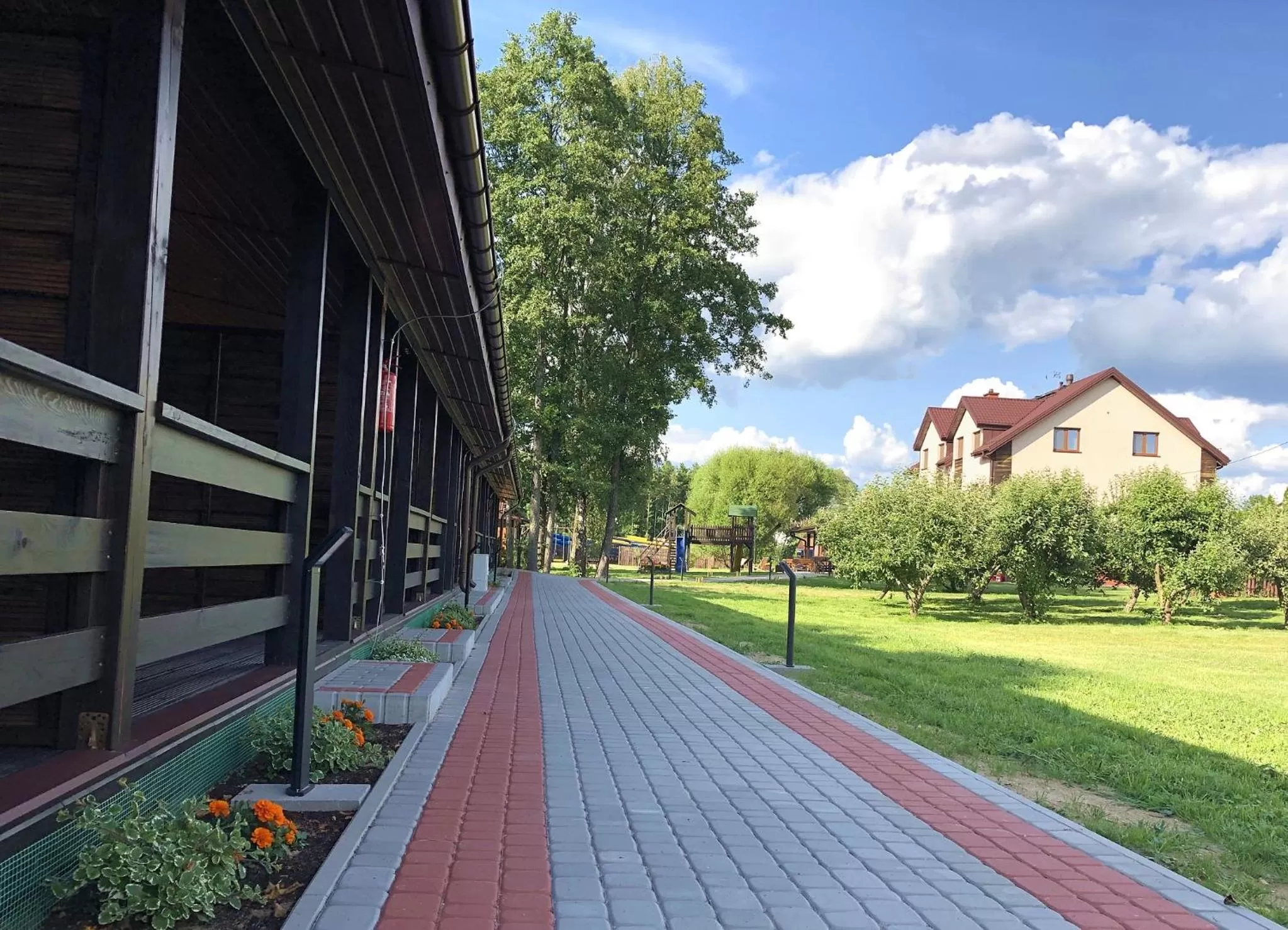 Property building in Villa Skomanda