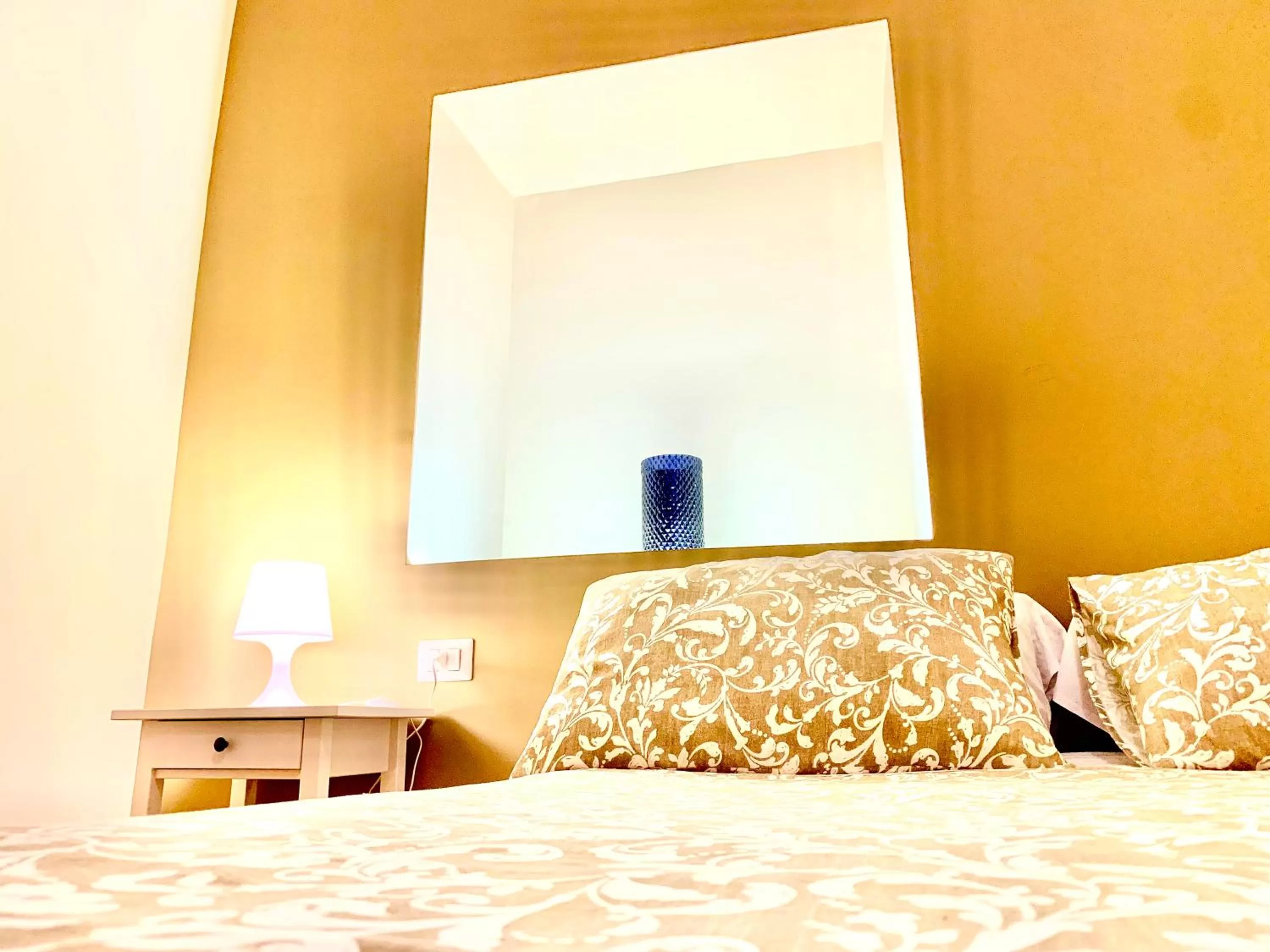 Decorative detail, Bed in Artis Mare