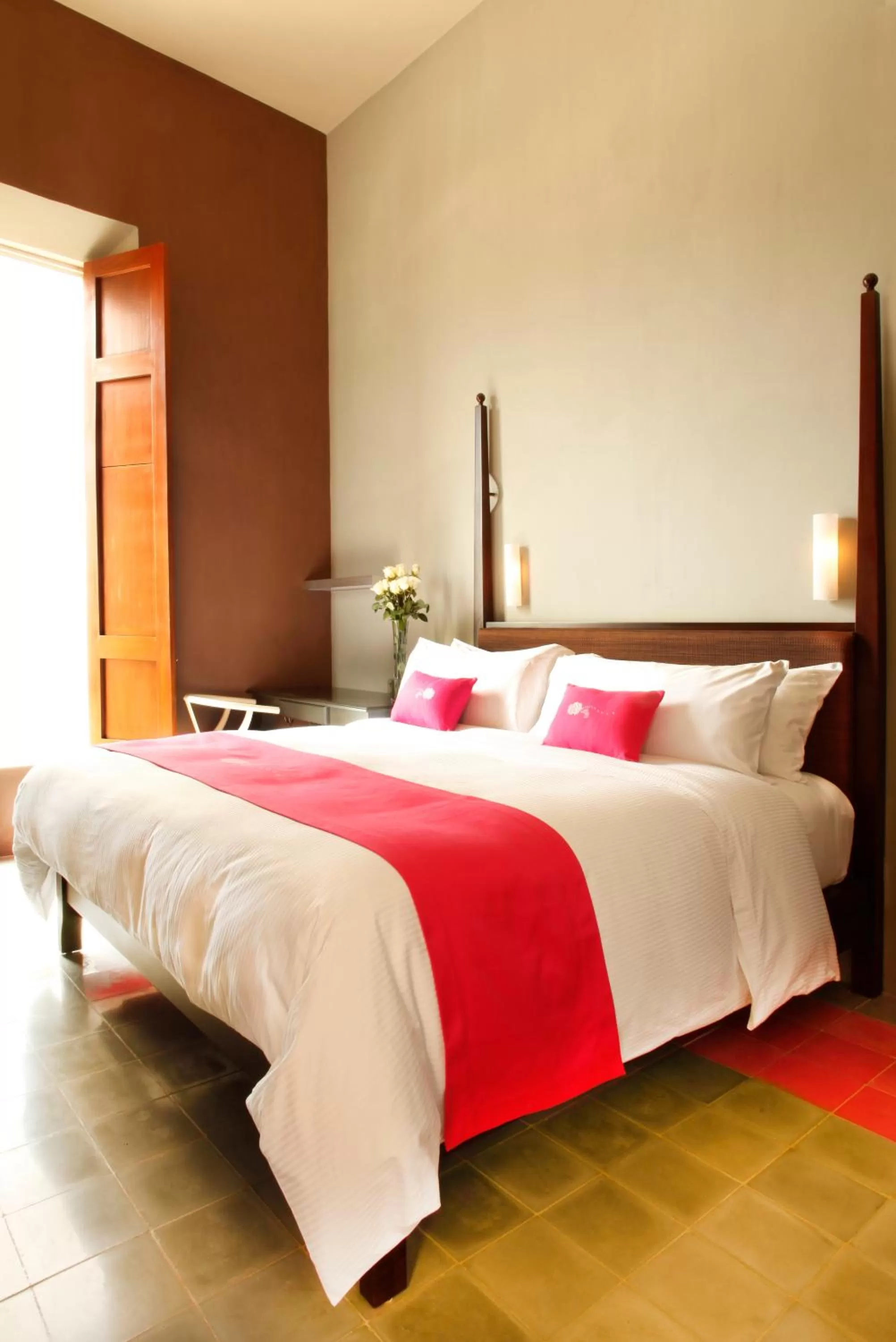 Bed in Rosas & Xocolate Boutique Hotel and Spa Merida, a Member of Design Hotels