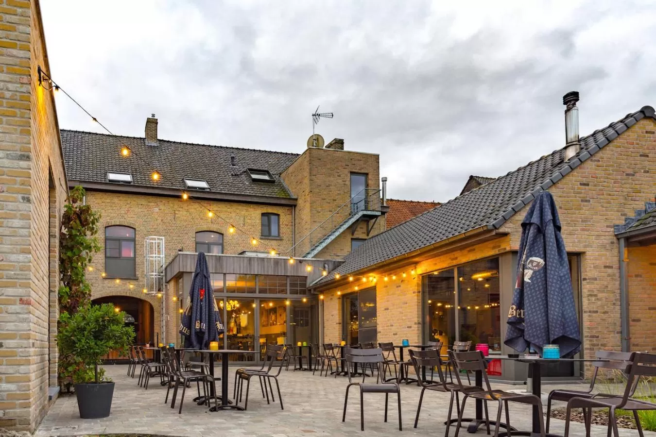 Patio, Property Building in Oud Gemeentehuis
