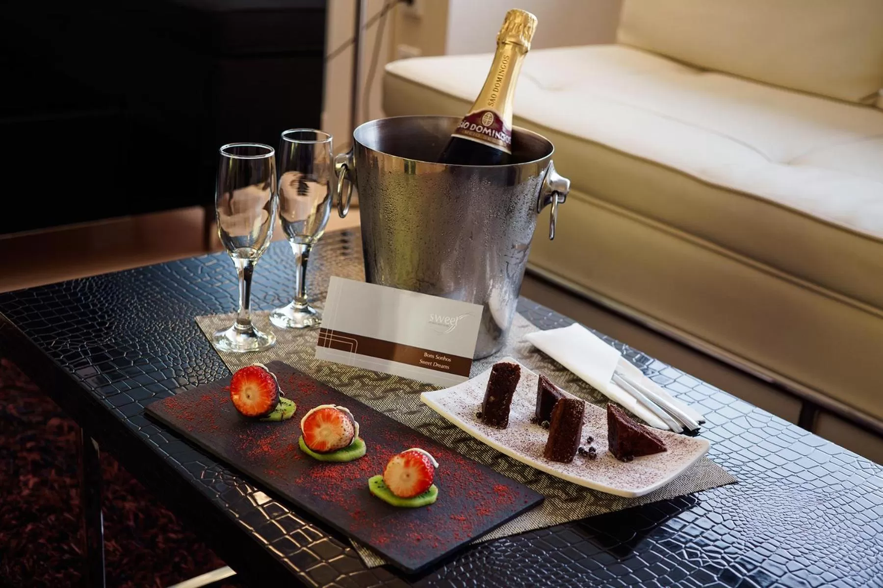 Food and drinks in Sweet Atlantic Hotel & Spa