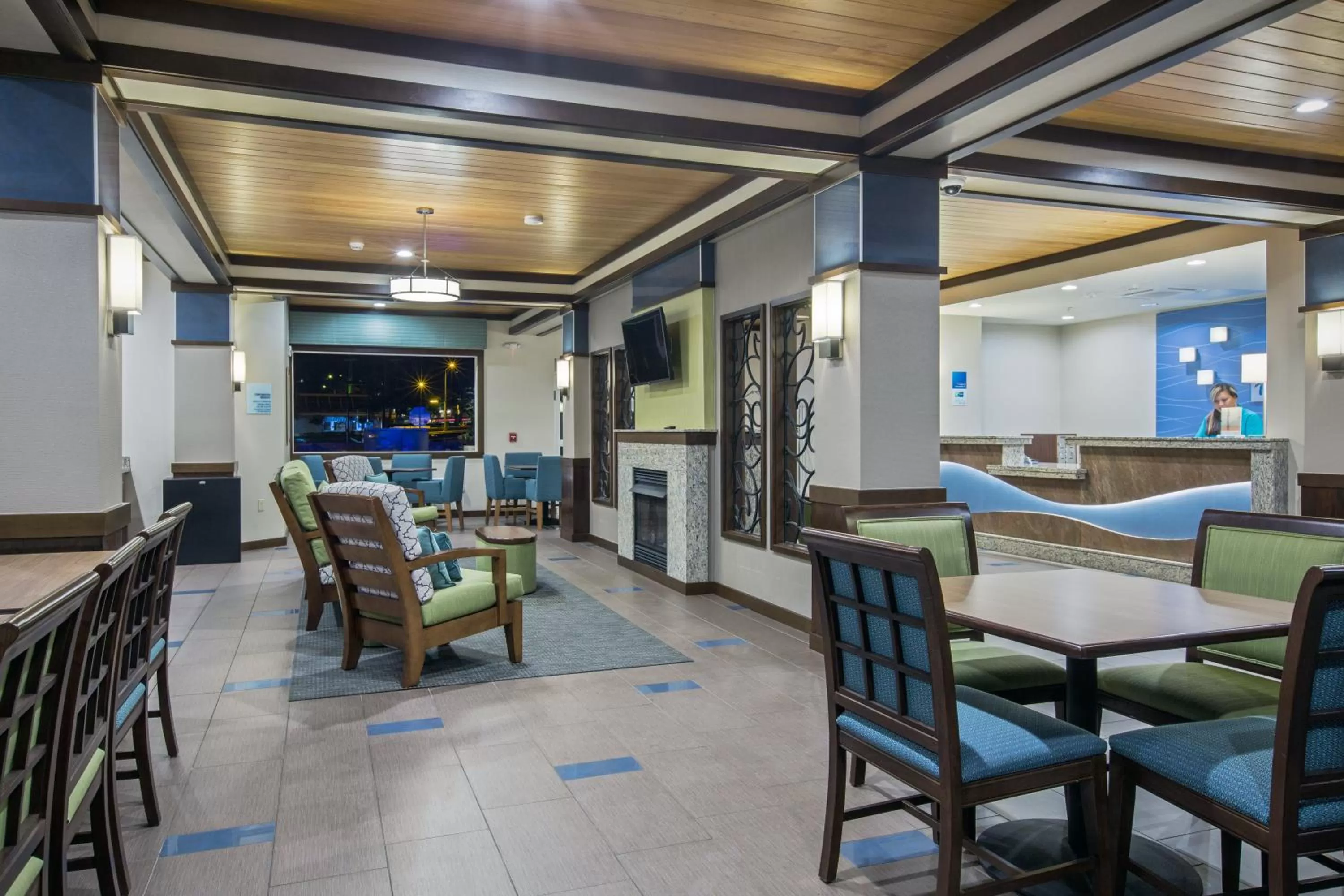 Property building in Holiday Inn Express & Suites Kailua-Kona by IHG