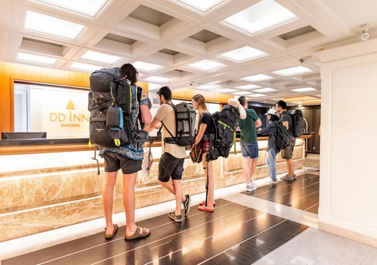 Guests in D&D Inn Khaosan