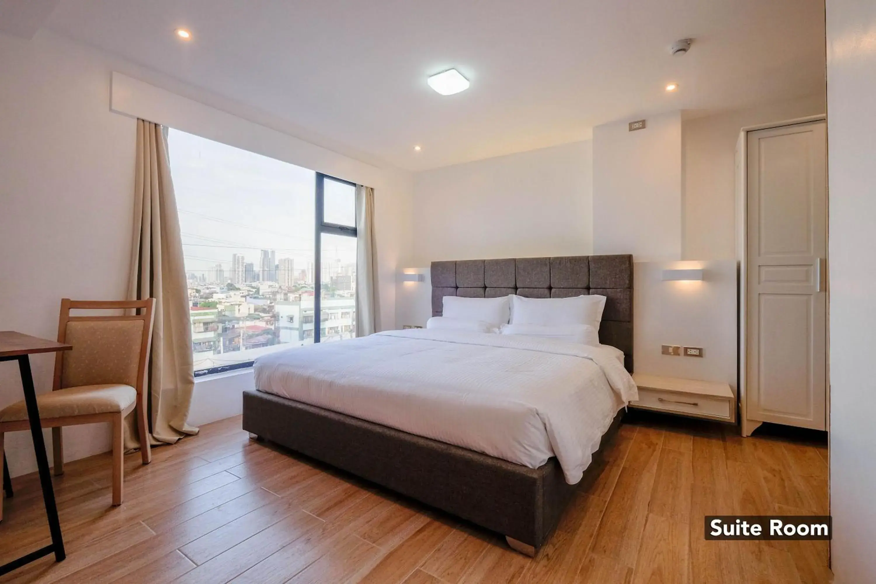 Heroes Hotel Heroes Hotel