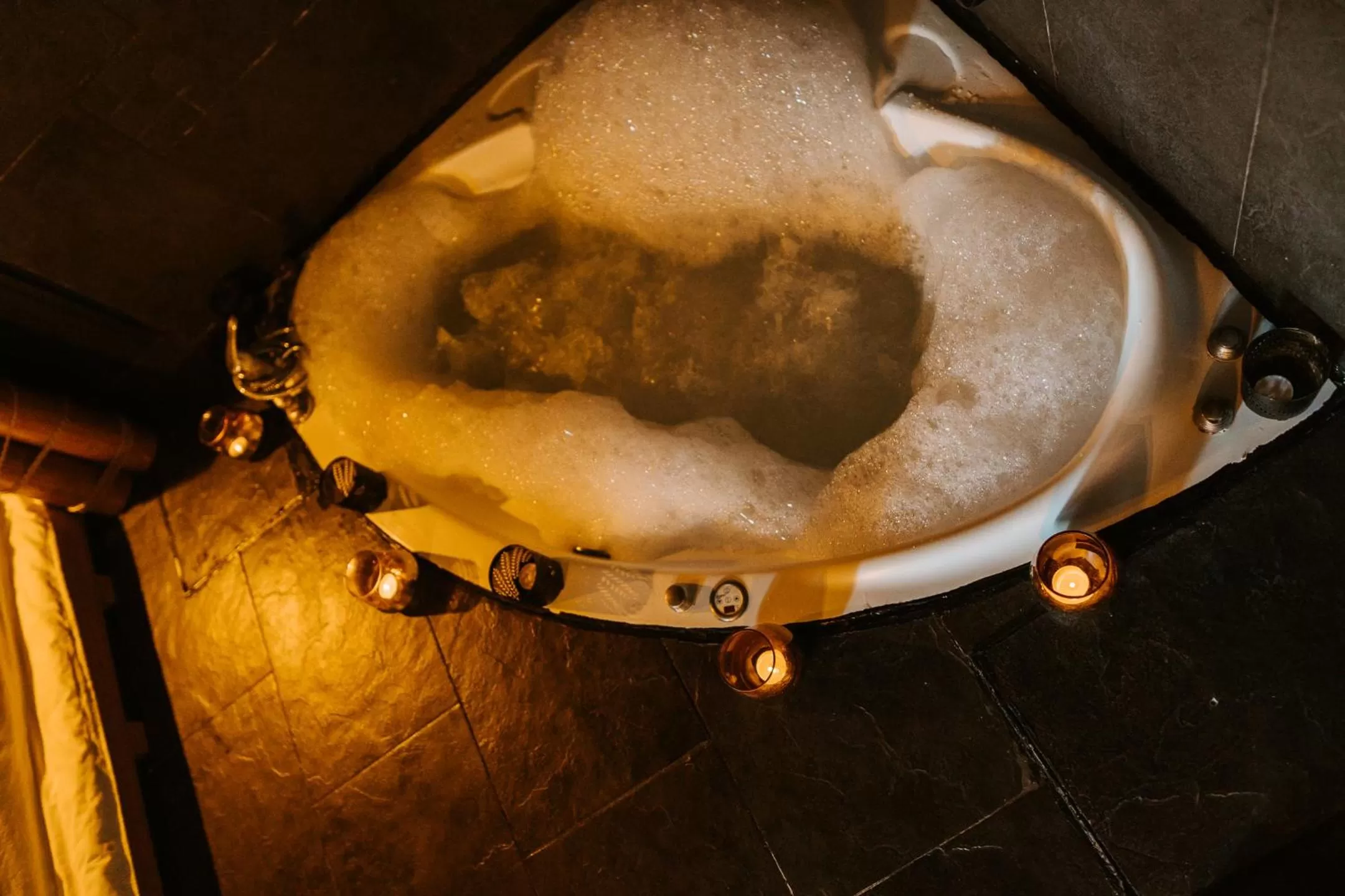 Hot Tub in Hospedería Ballesteros