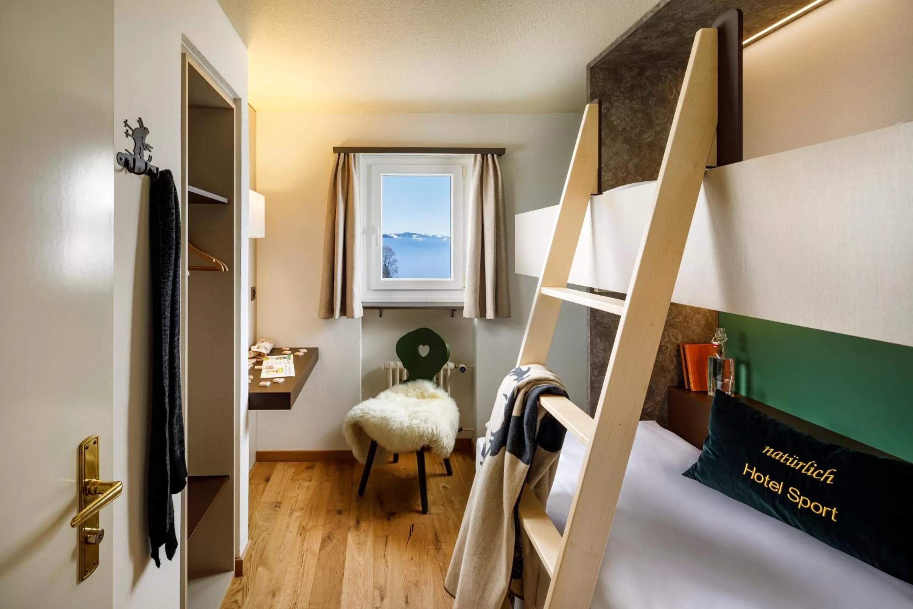 Bedroom, Bed in Hotel Sport Klosters