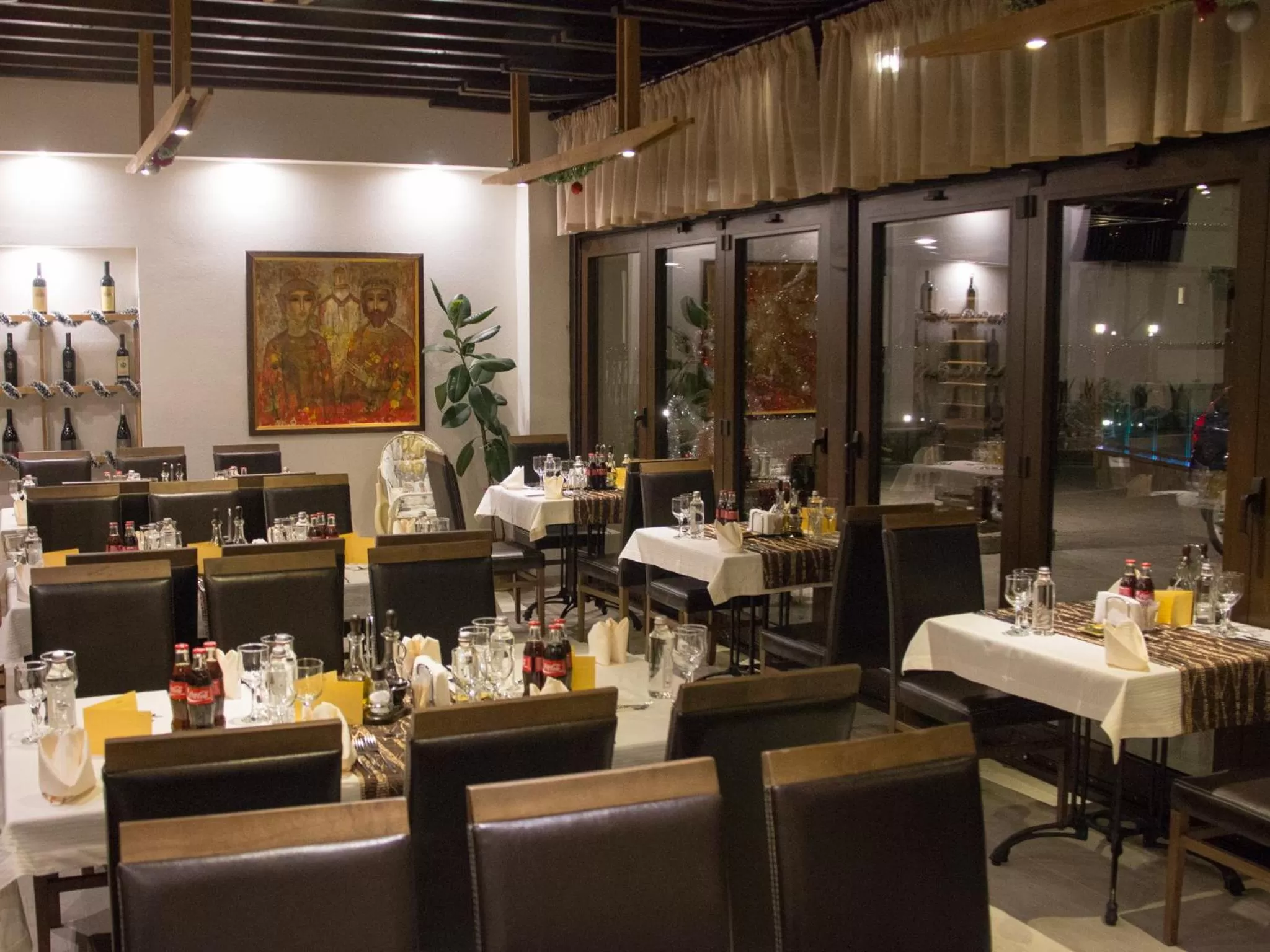 Restaurant/places to eat in Park Hotel Asenevtsi