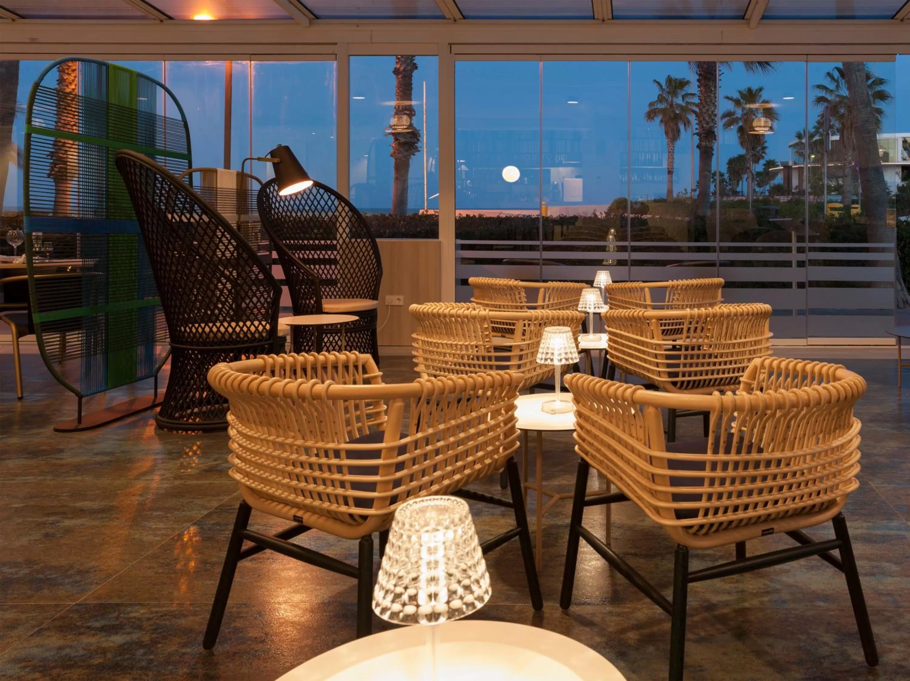 Lounge or bar in Hotel Neptuno Playa & Spa