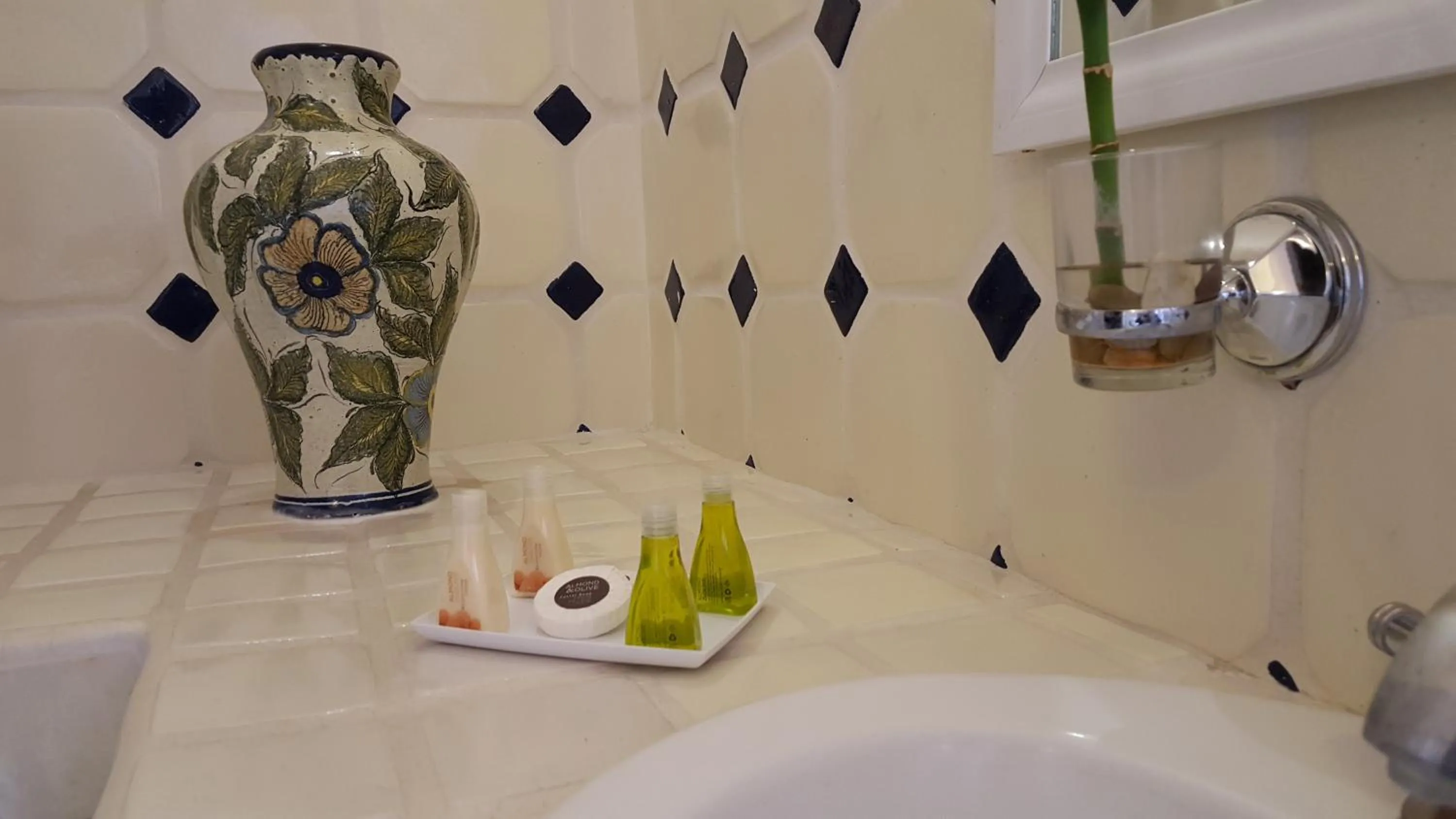 Decorative detail in Hotel Posada Santa Fe